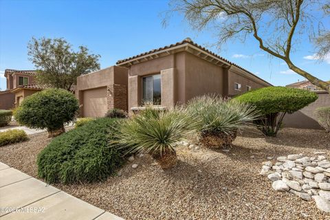 Photo of 5967 N Campo Abierto, Tucson, AZ 85718 (MLS # 22603652)