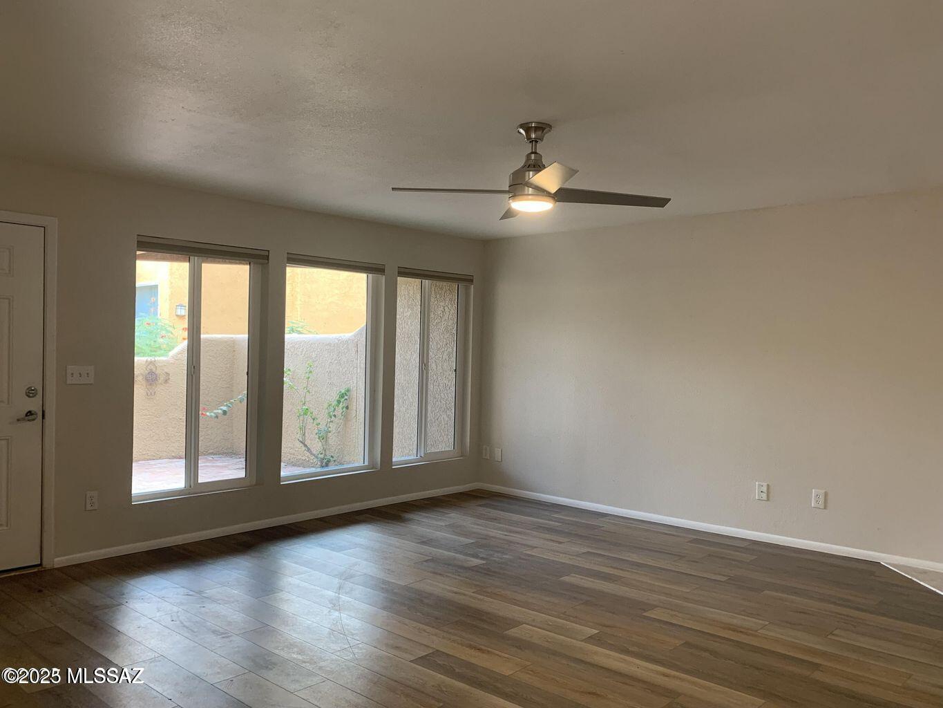 Reflections in the Catalina Condominium - Residential Lease