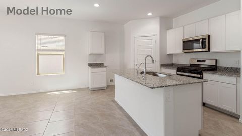 Photo of 1084 S Chatfield Avenue, Vail, AZ 85641 (MLS # 22605113)