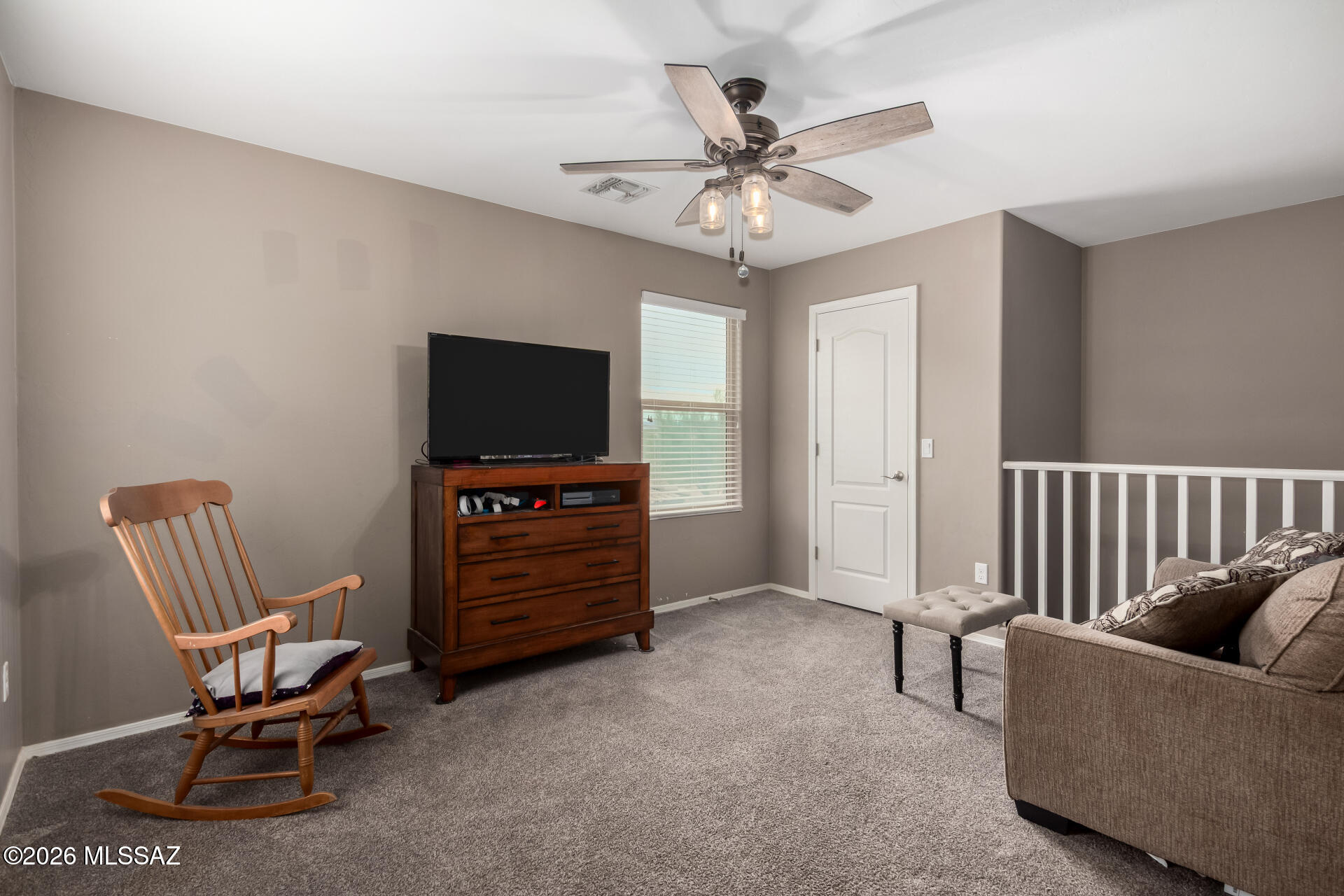 Mountain Vail Estates (136-501) - Residential Lease