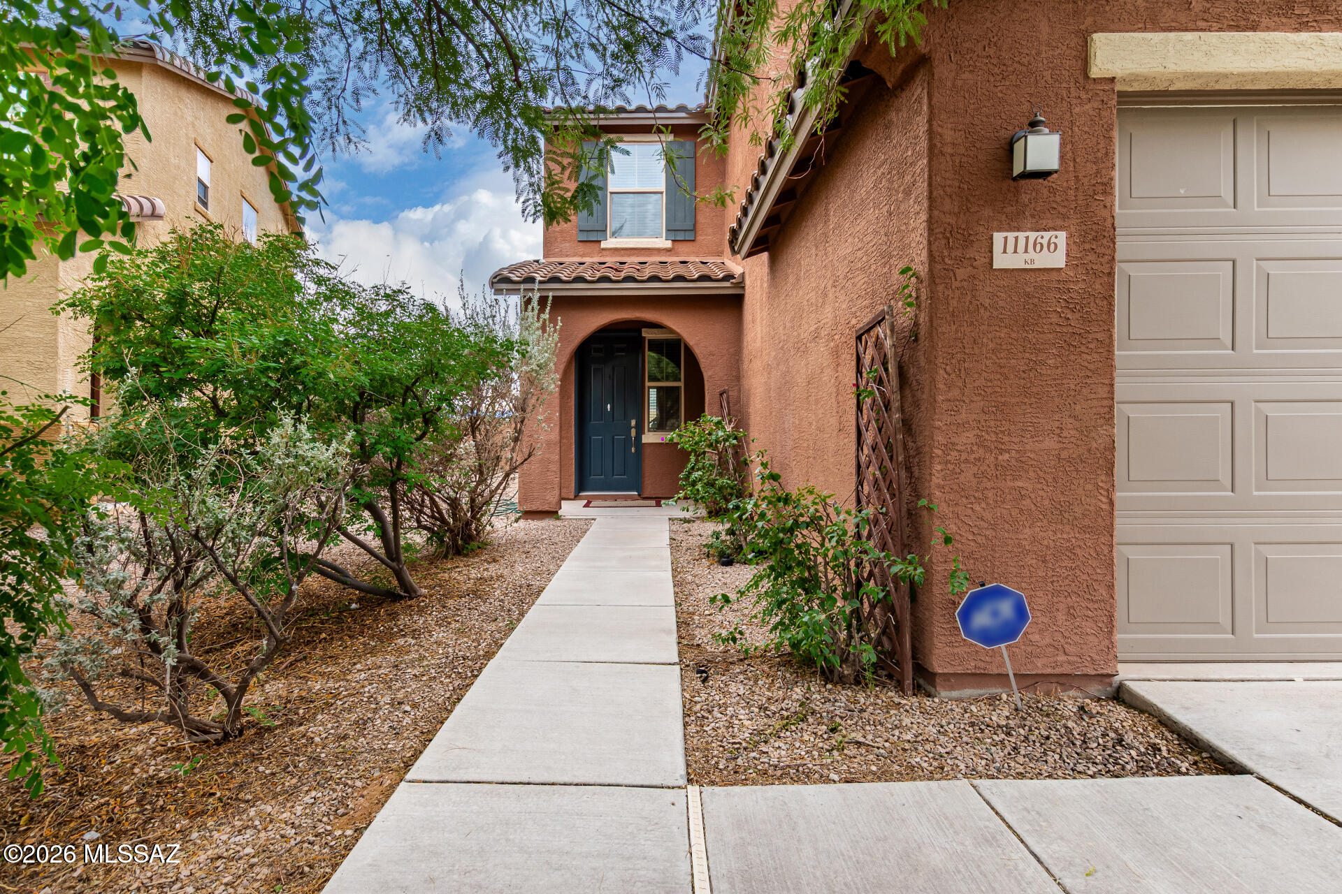 Mountain Vail Estates (136-501) - Residential Lease