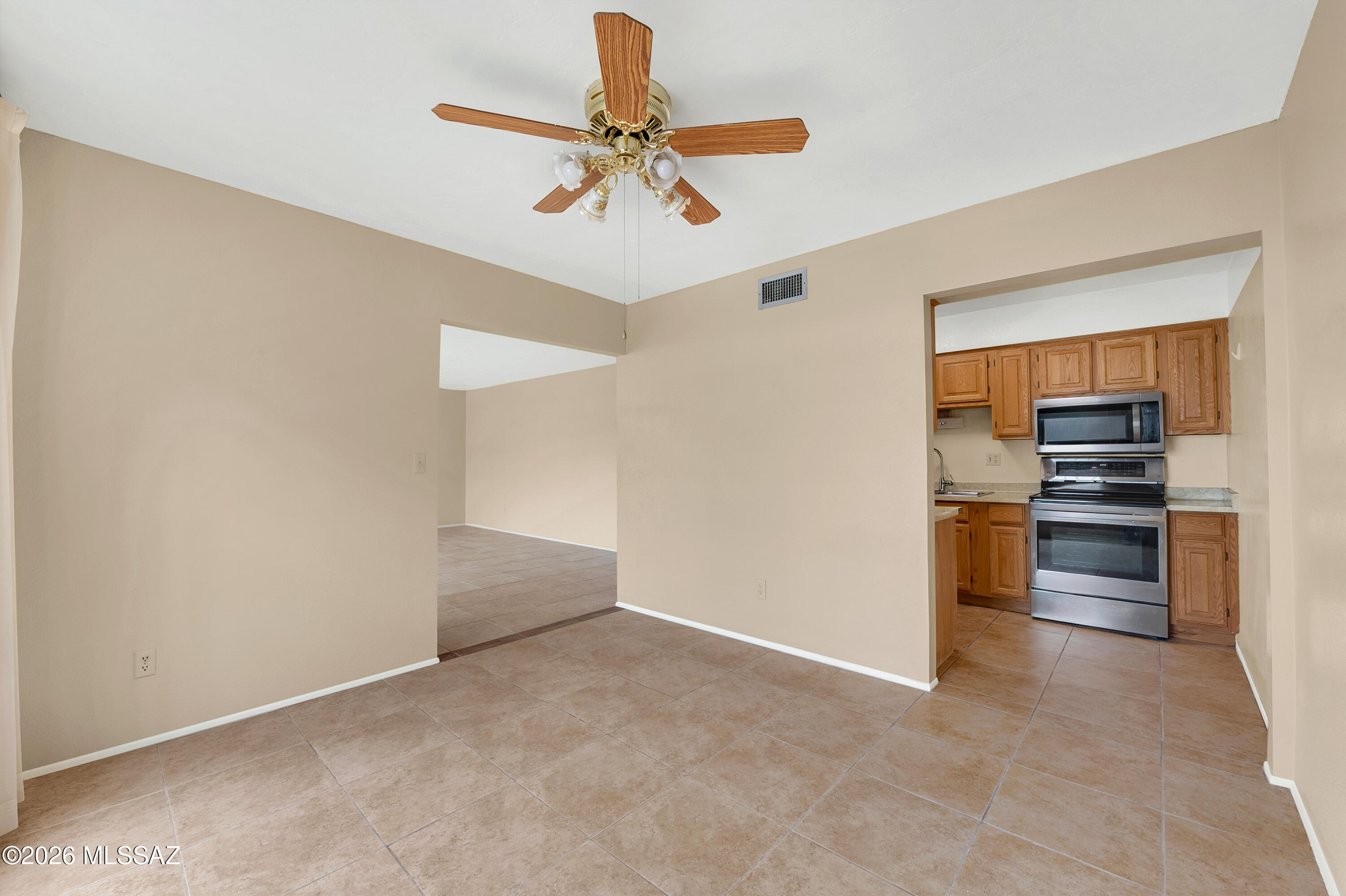 El Dorado Townhomes - Residential