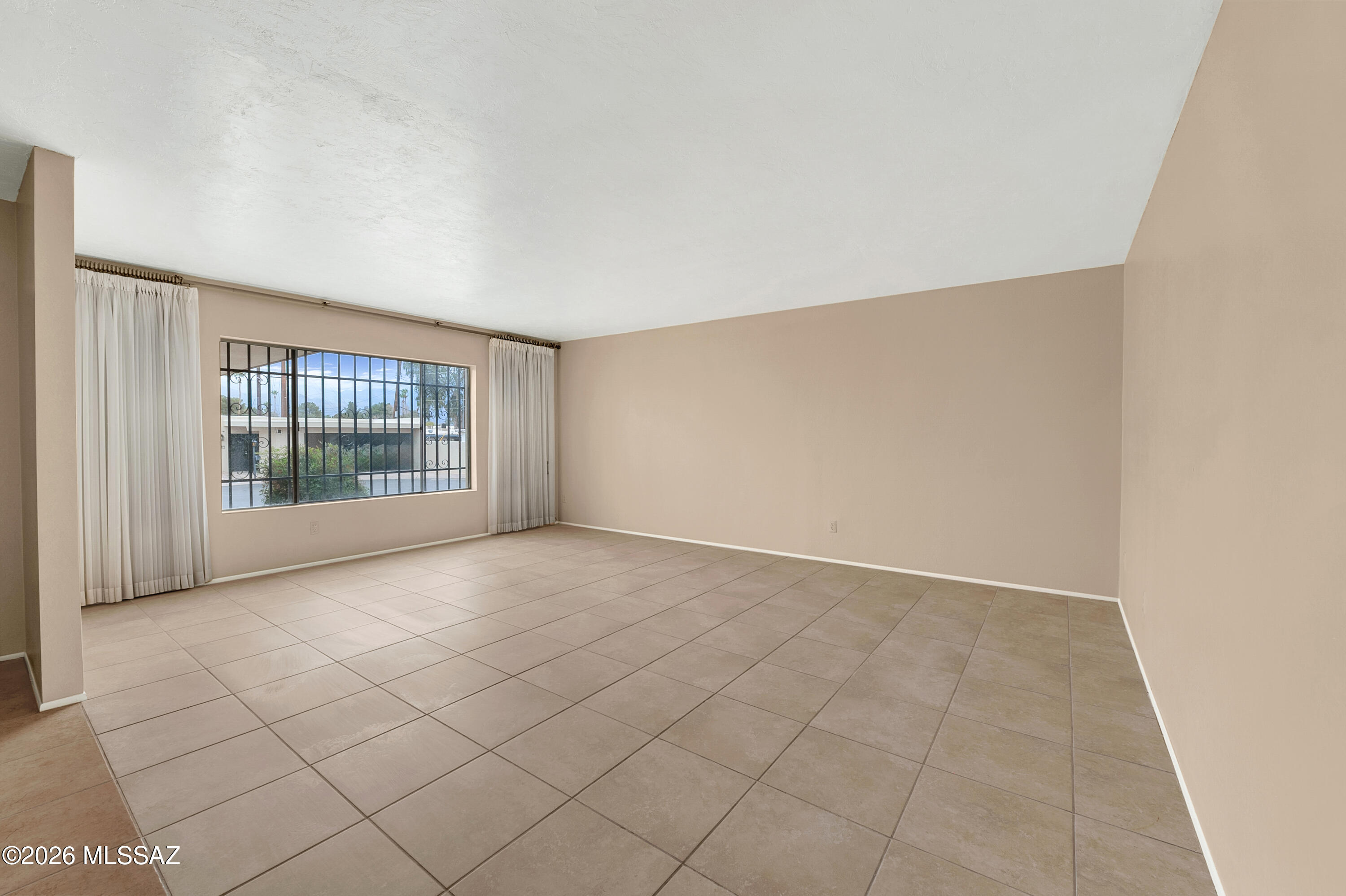 El Dorado Townhomes - Residential