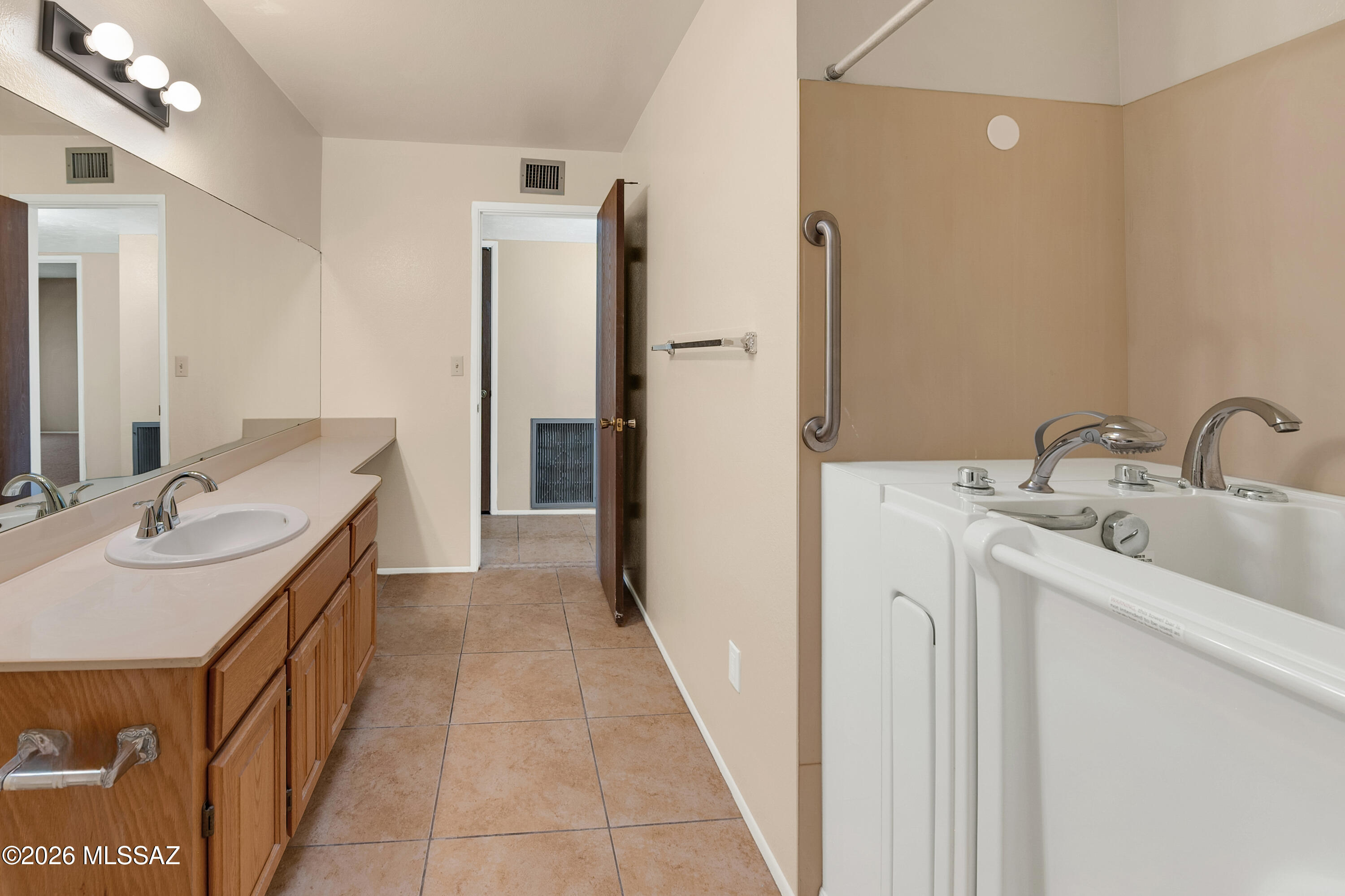 El Dorado Townhomes - Residential
