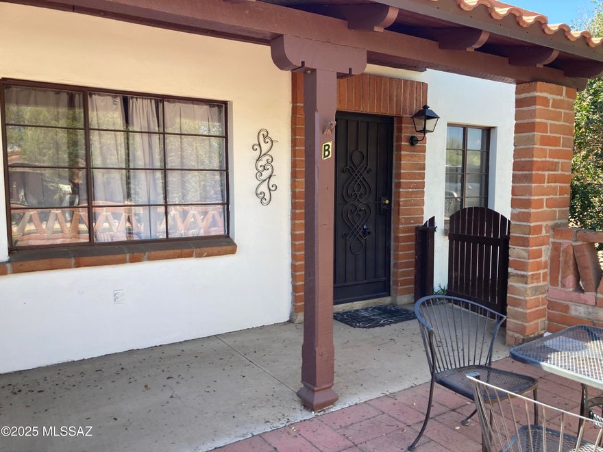 Well kept one bedroom unit in Haven Green Valley East - Unique unit with front patio - Community Pool, HOA covers Water, sewer, trash, roof and HVAC repair -  walk to everything in Green Valley.