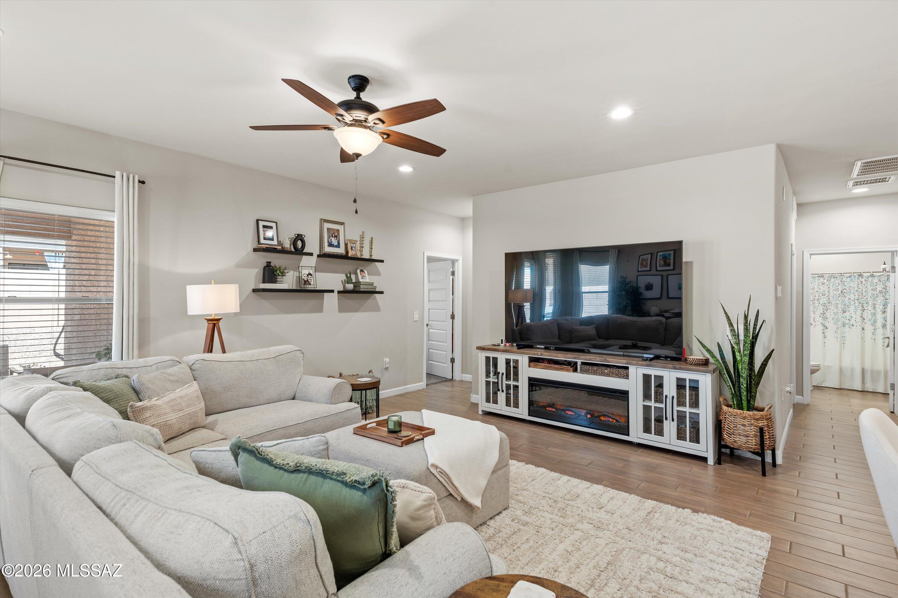 Saguaro Bloom 7A - Residential