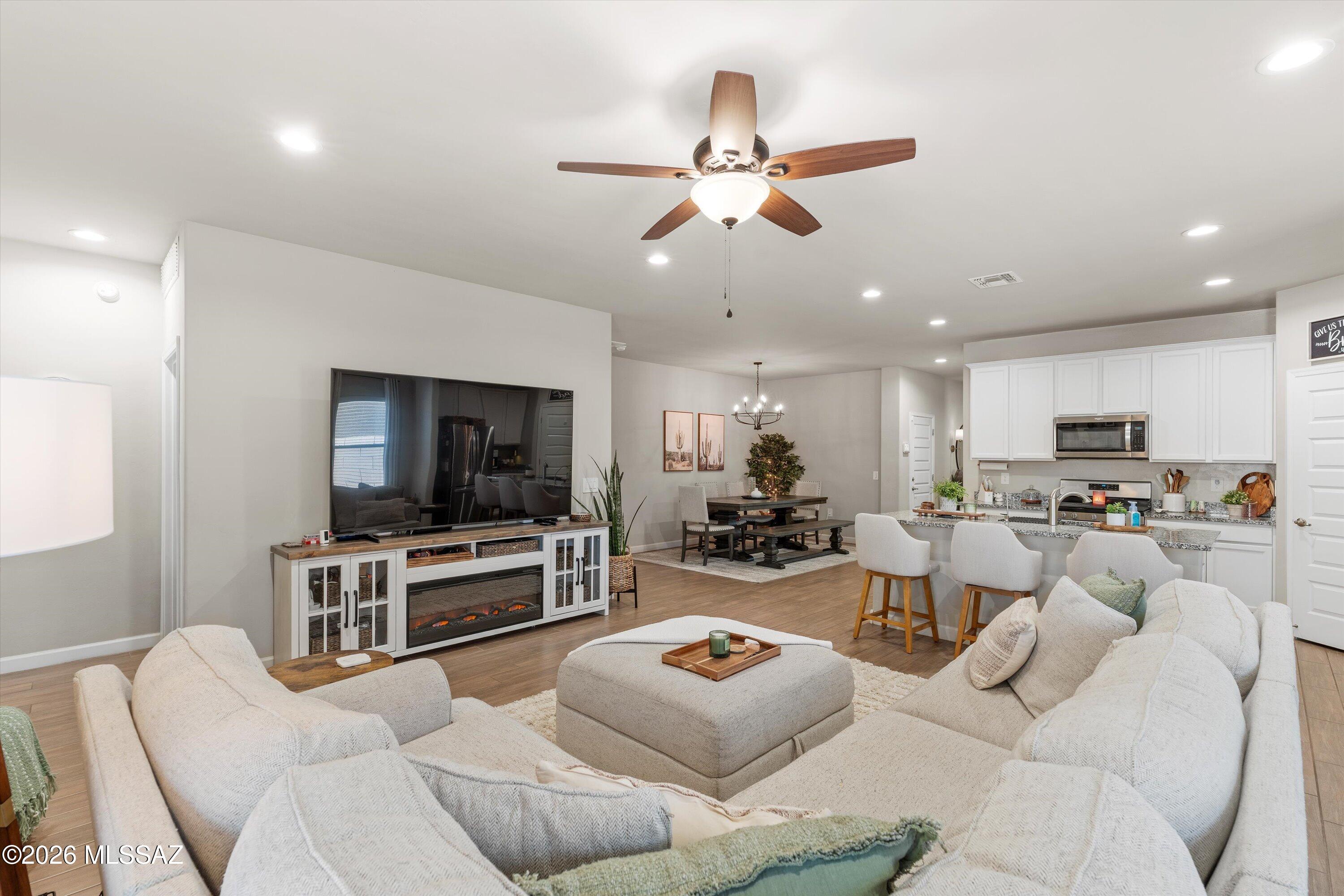 Saguaro Bloom 7A - Residential