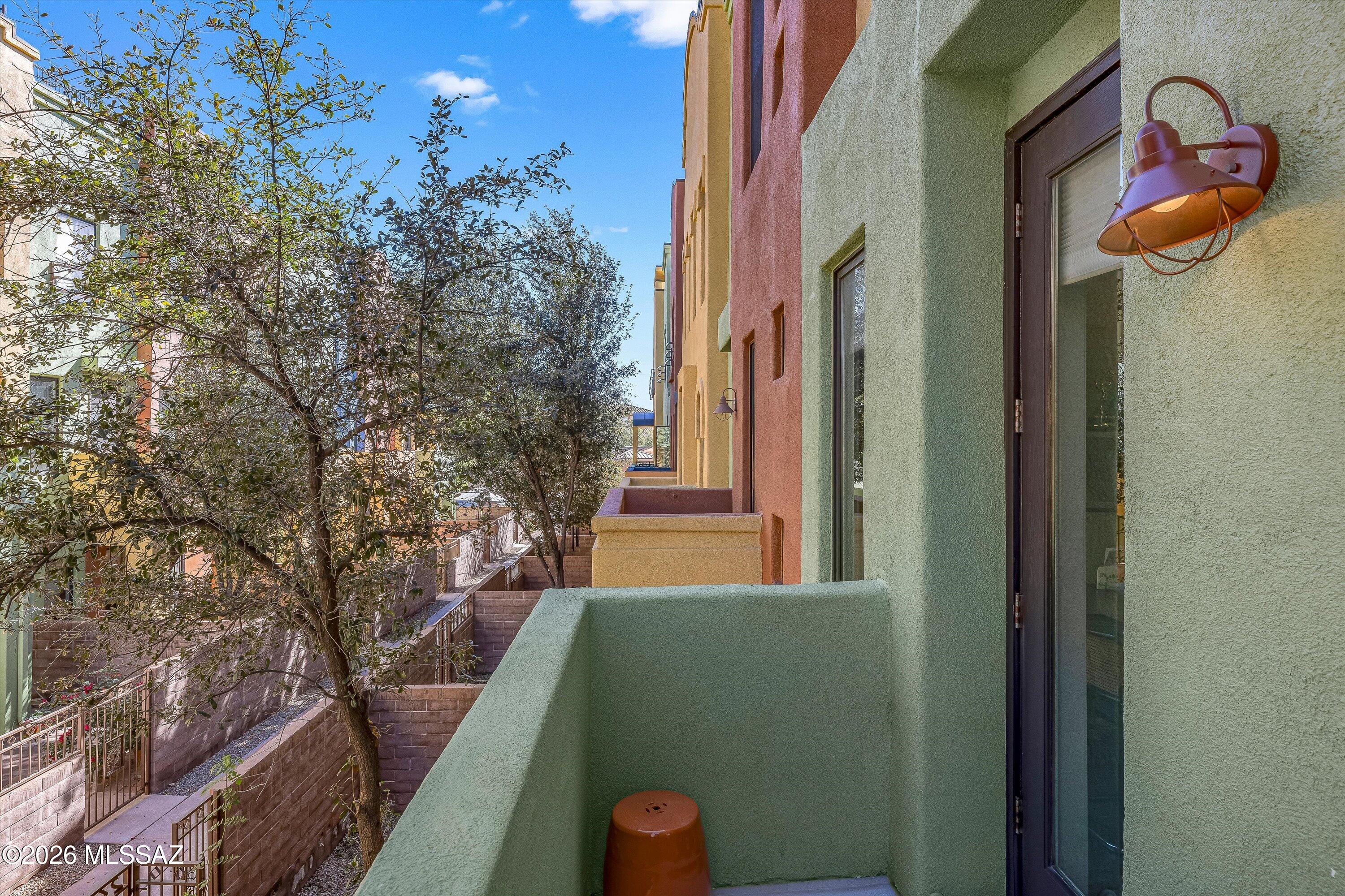 River Walk (1-140) - Residential