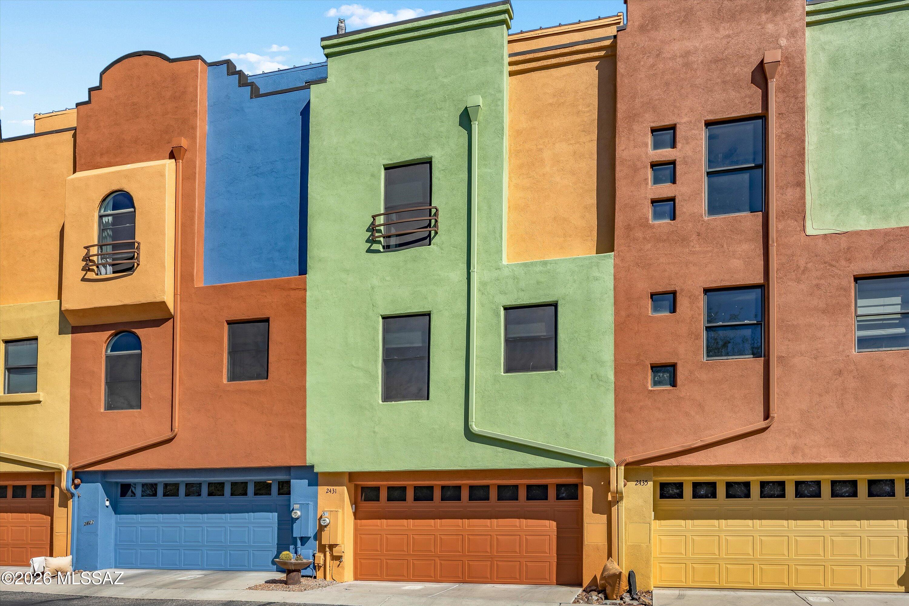 River Walk (1-140) - Residential