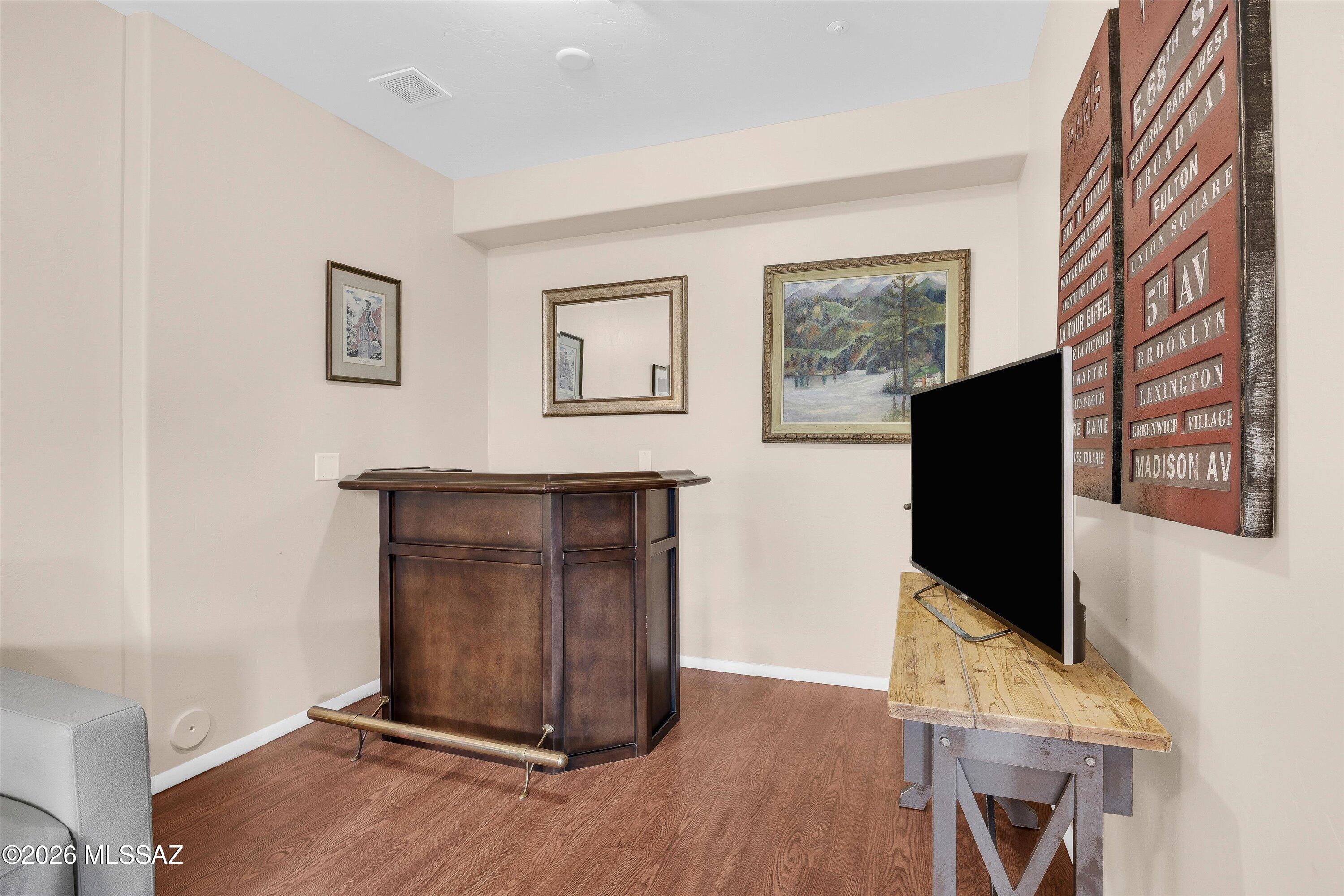 River Walk (1-140) - Residential