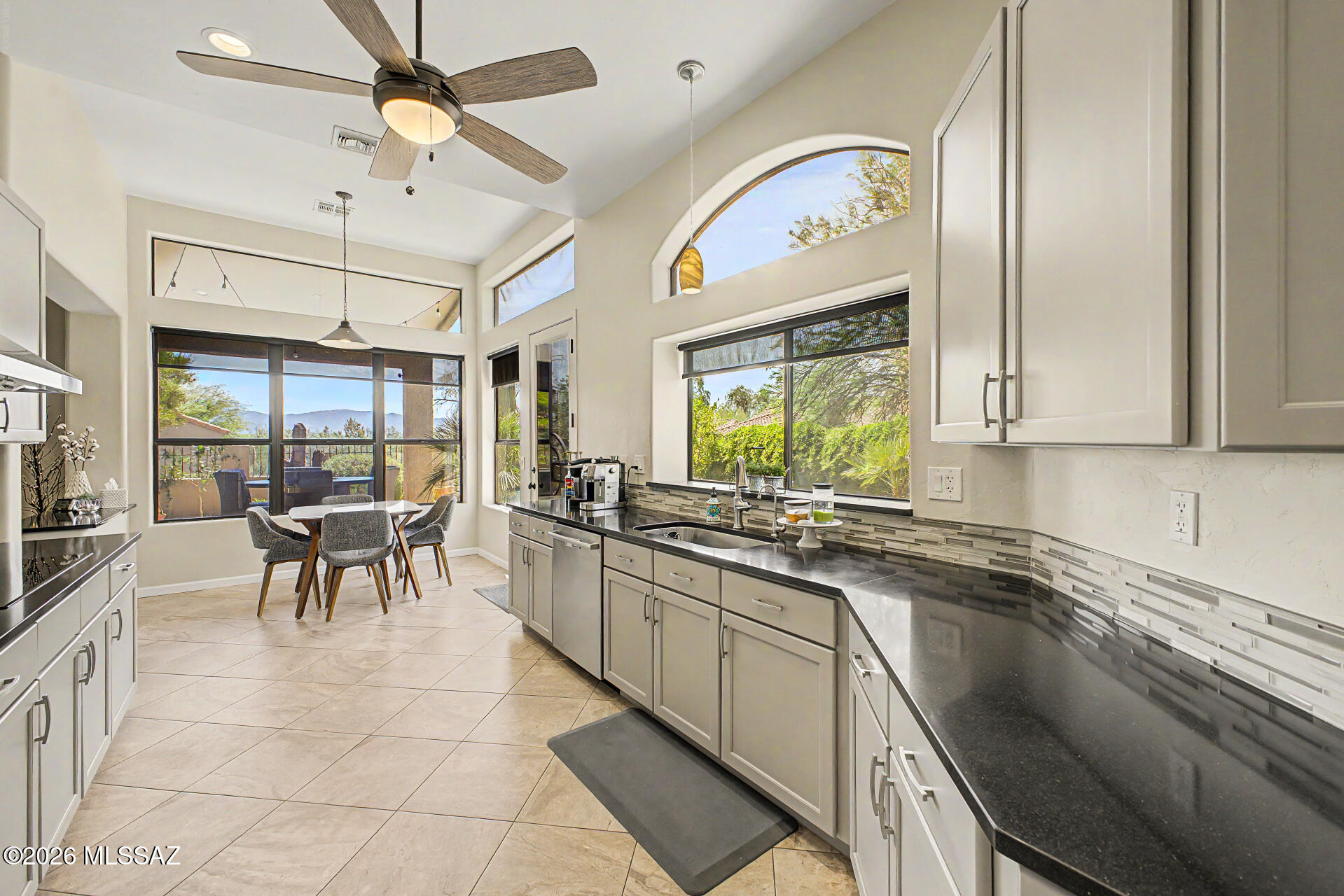 Ventana Canyon Golf Villas - Residential
