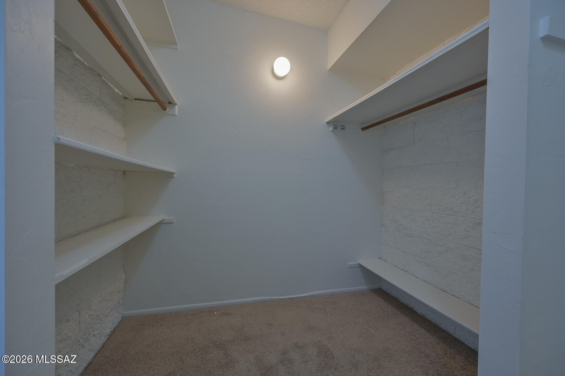 Le Mirador Twnhms (1-50) - Residential