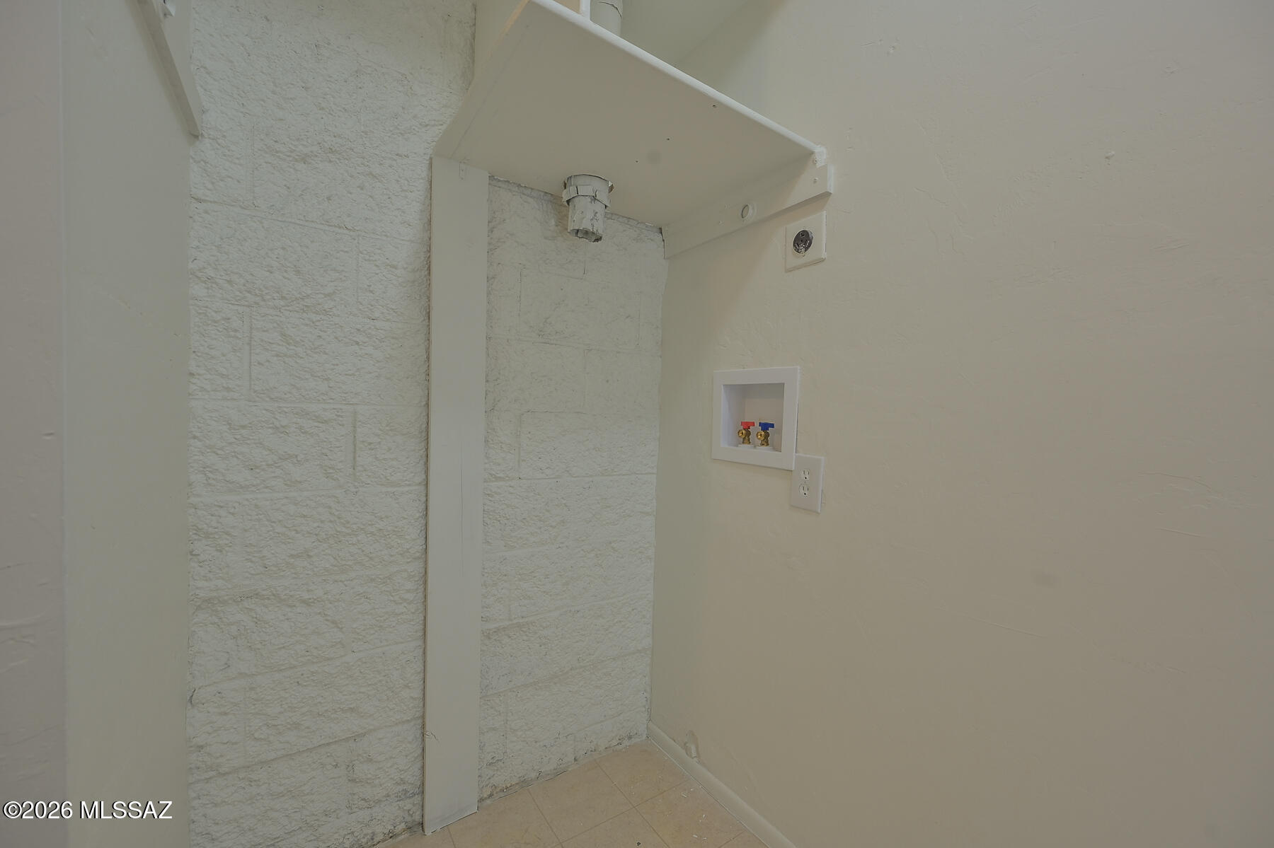 Le Mirador Twnhms (1-50) - Residential
