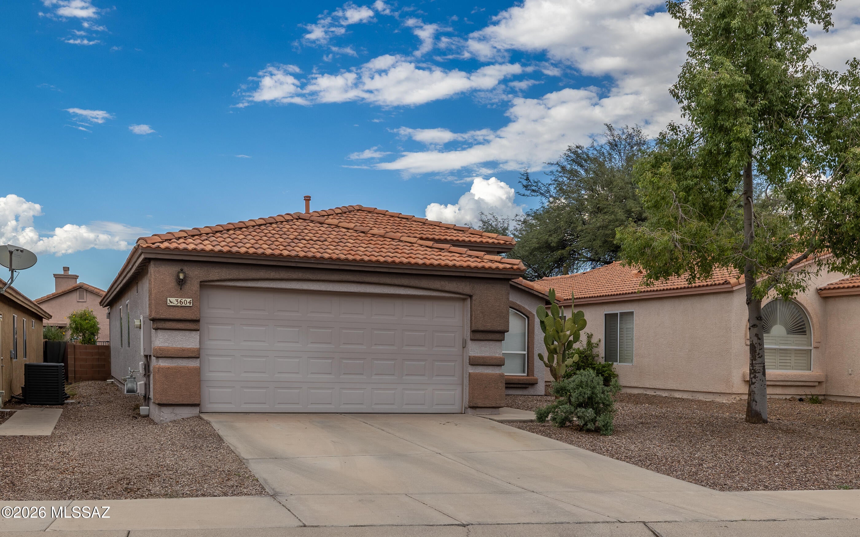 3604 W Camino De Urania