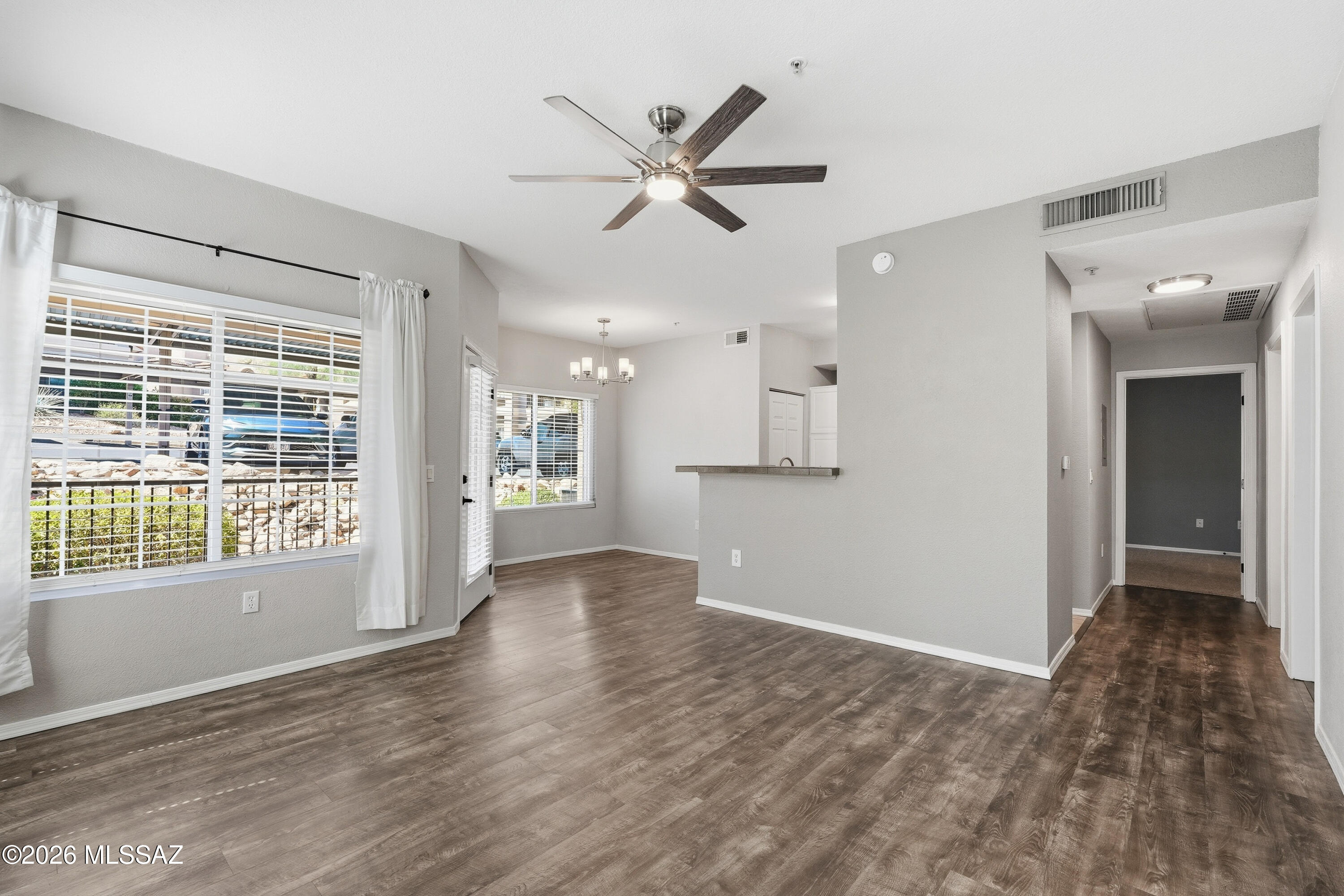1500 E Pusch Wilderness Drive 10105