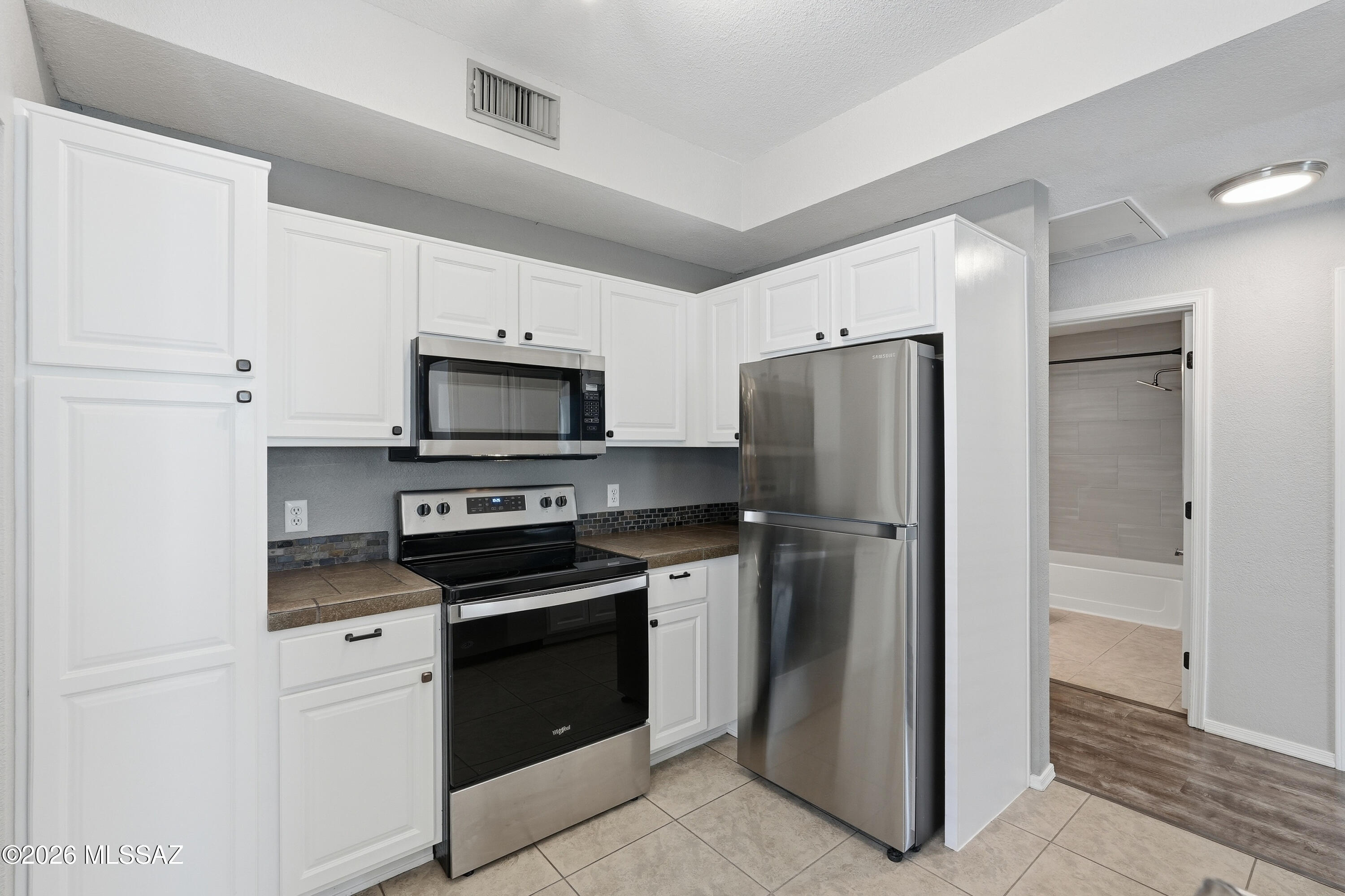 1500 E Pusch Wilderness Drive 10105