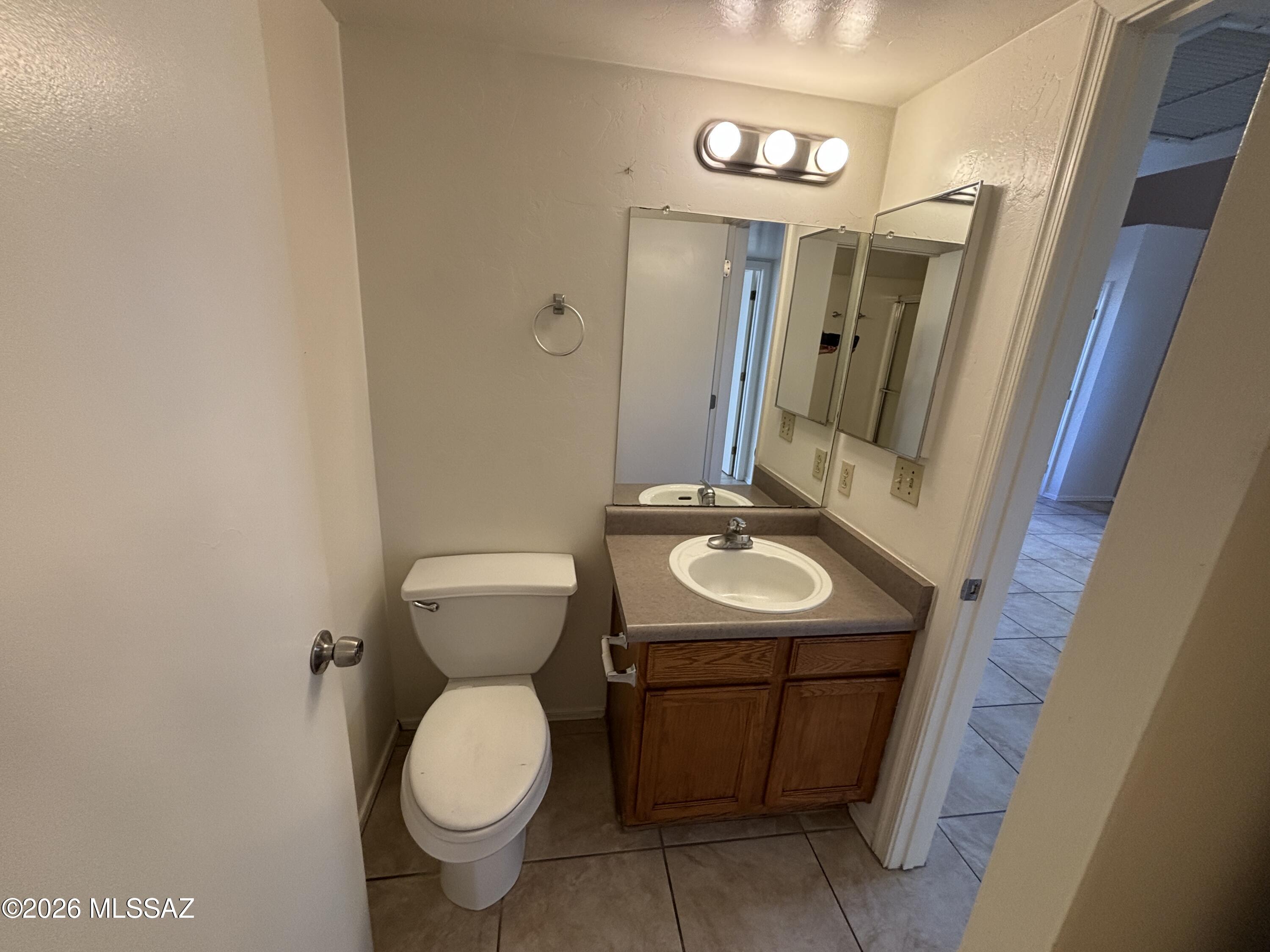 Las Montanas (1-56) - Residential