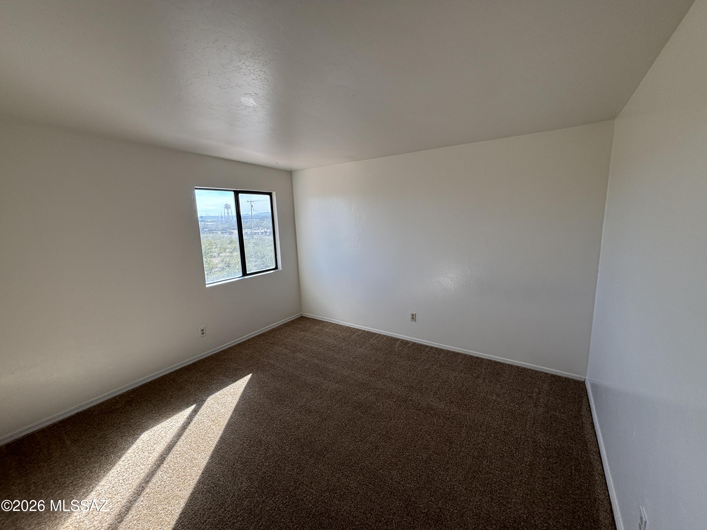 Las Montanas (1-56) - Residential