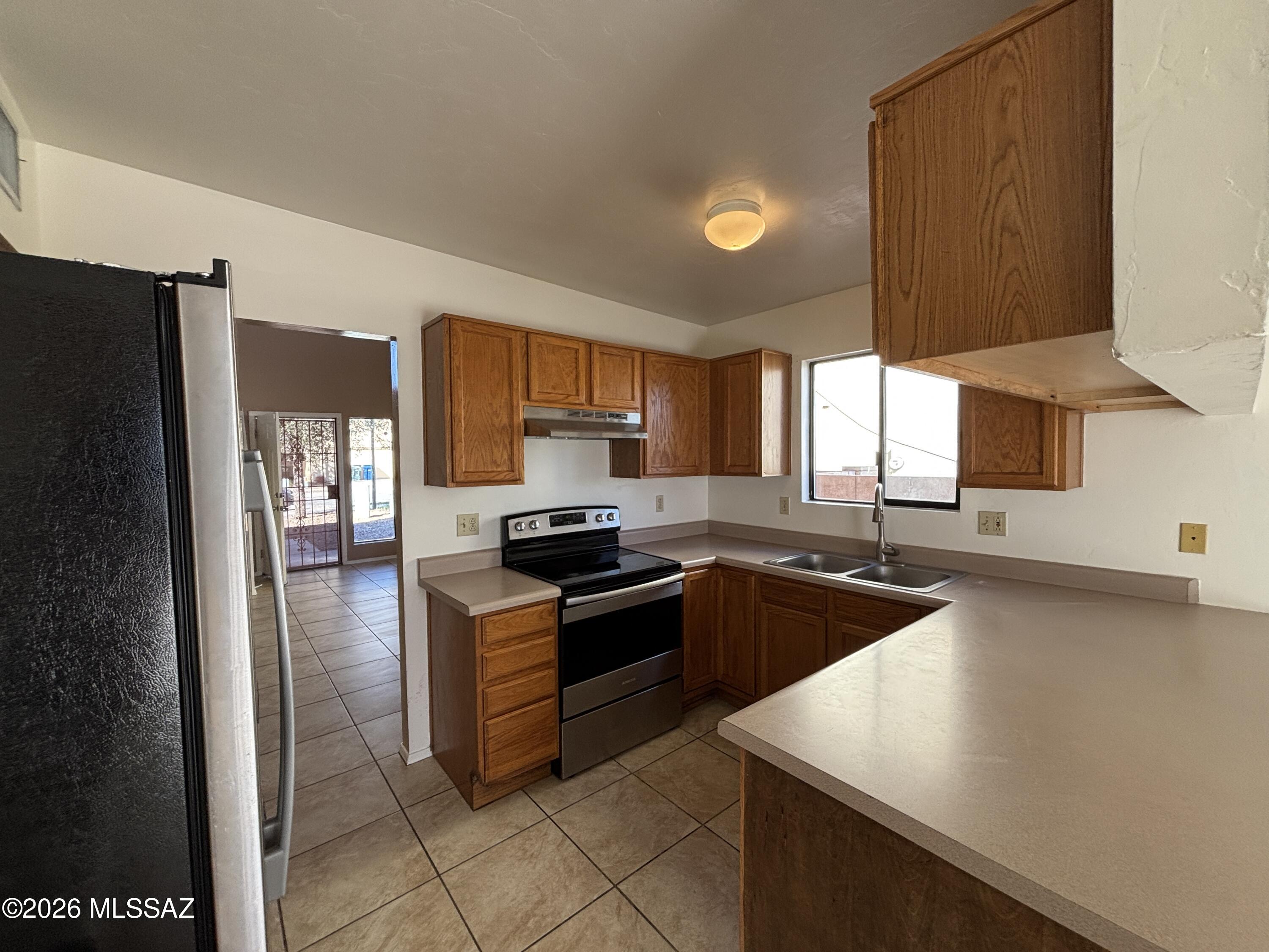 Las Montanas (1-56) - Residential