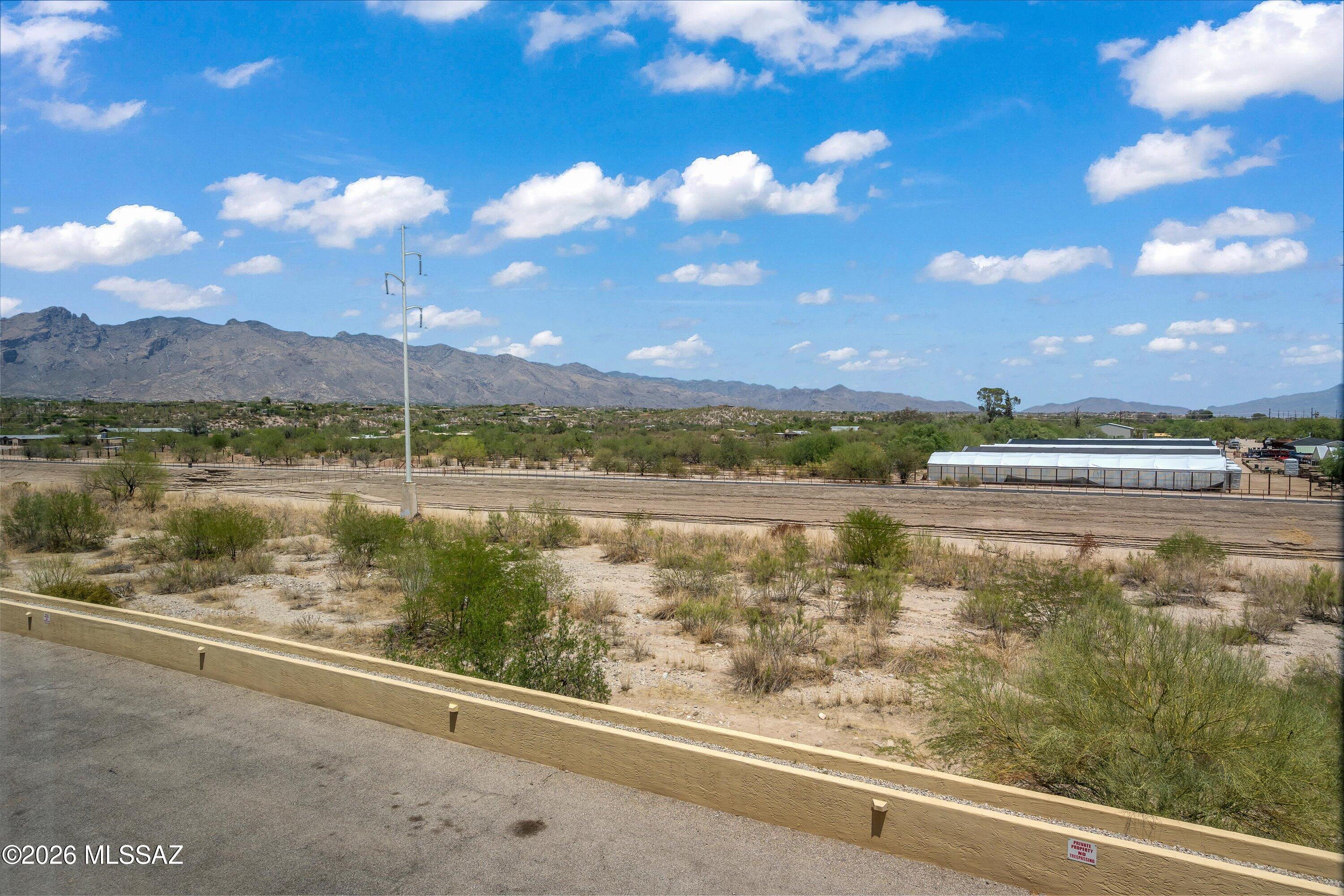 3870 N Paseo De Las Canchas