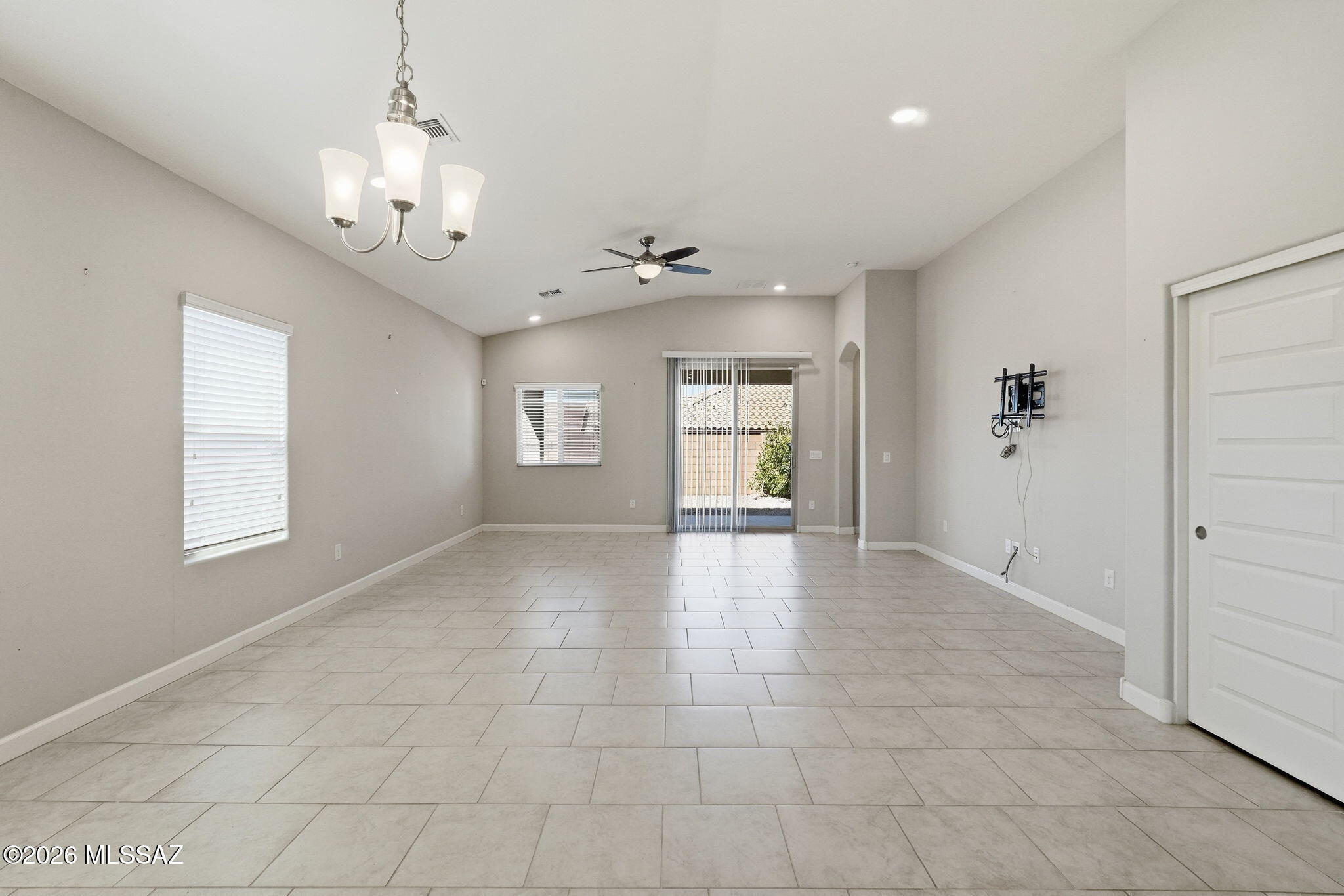 New Tucson Unit NO. 5 (1-312) - Residential