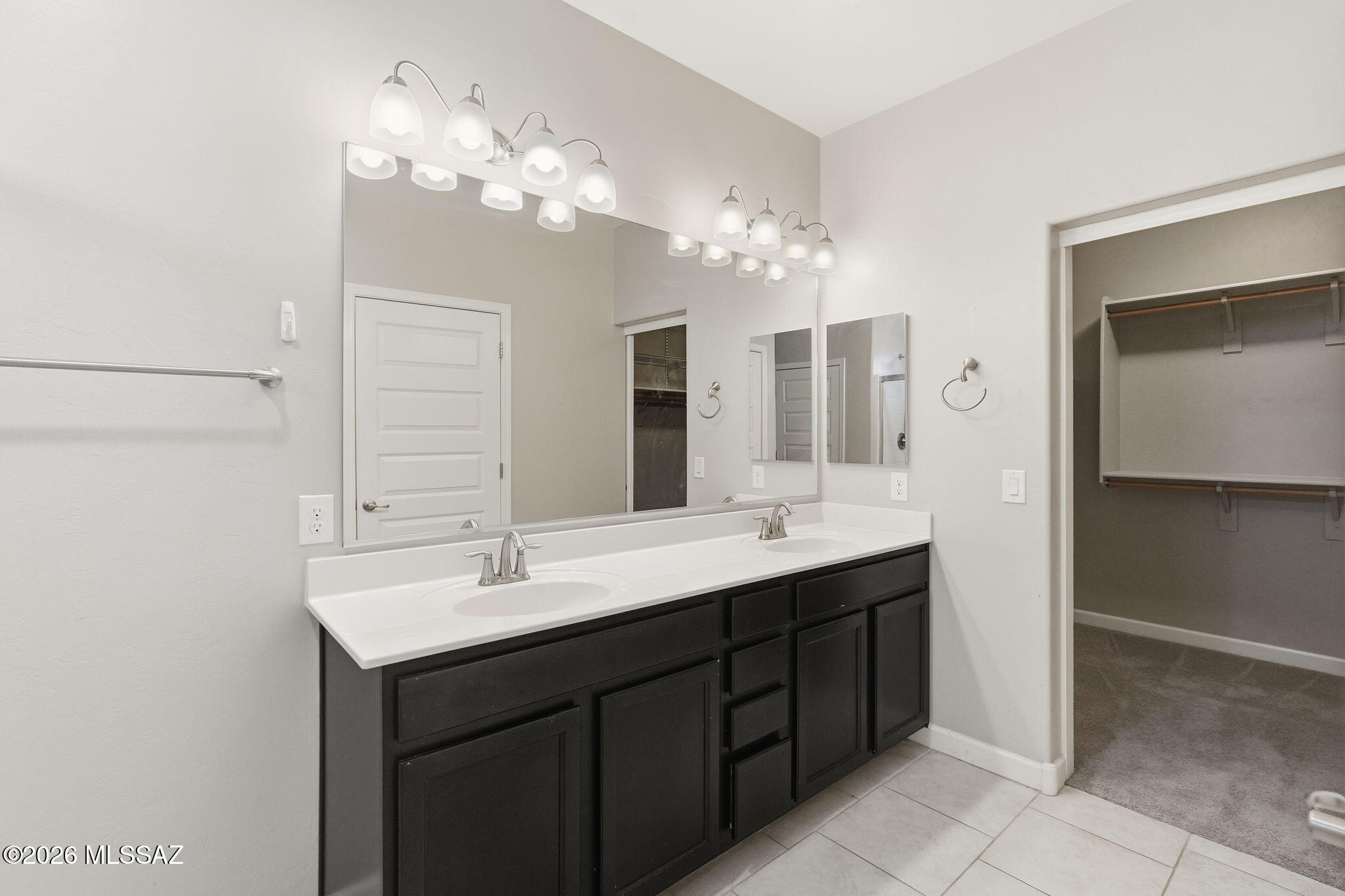 New Tucson Unit NO. 5 (1-312) - Residential