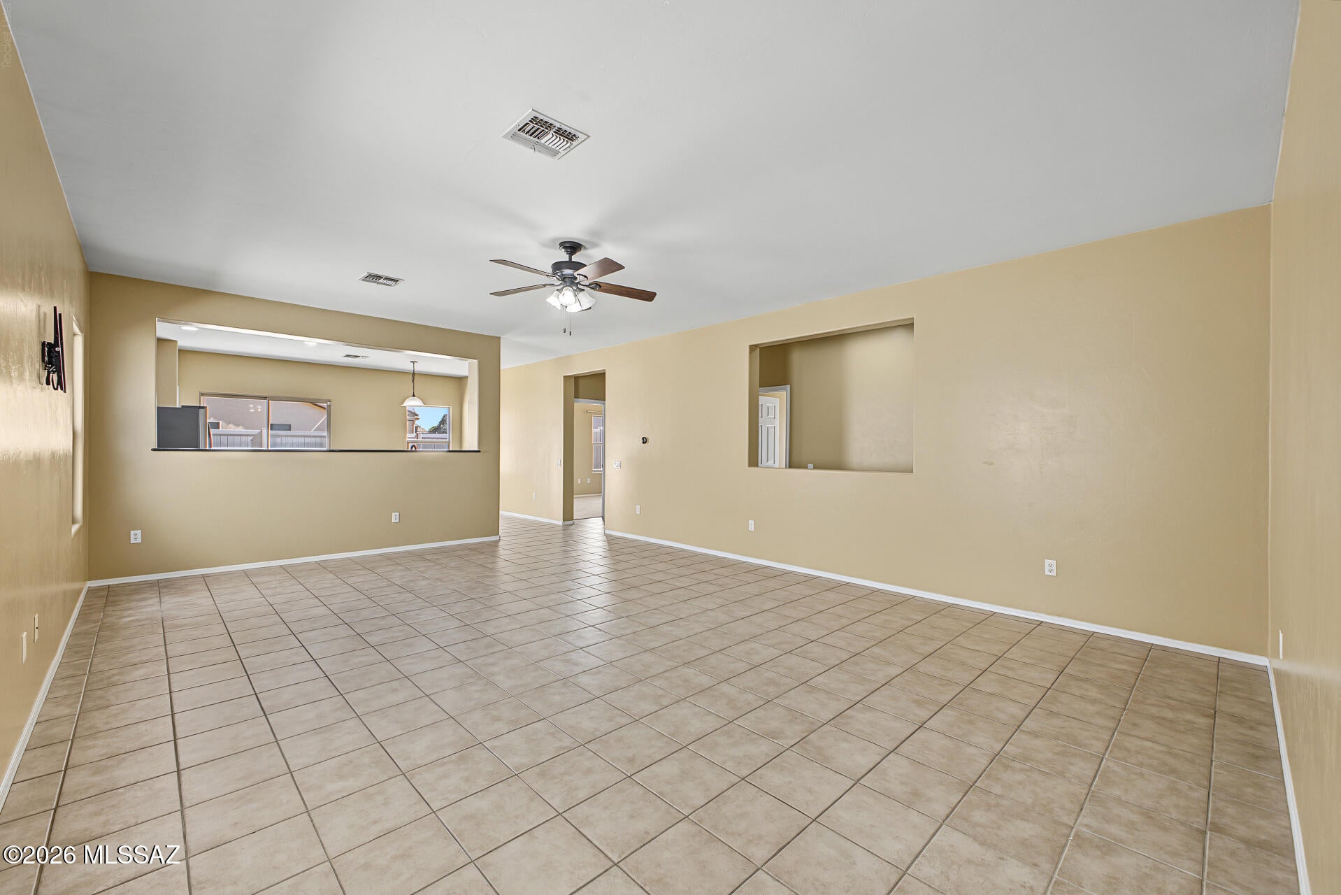 34425 S Spirit Lane