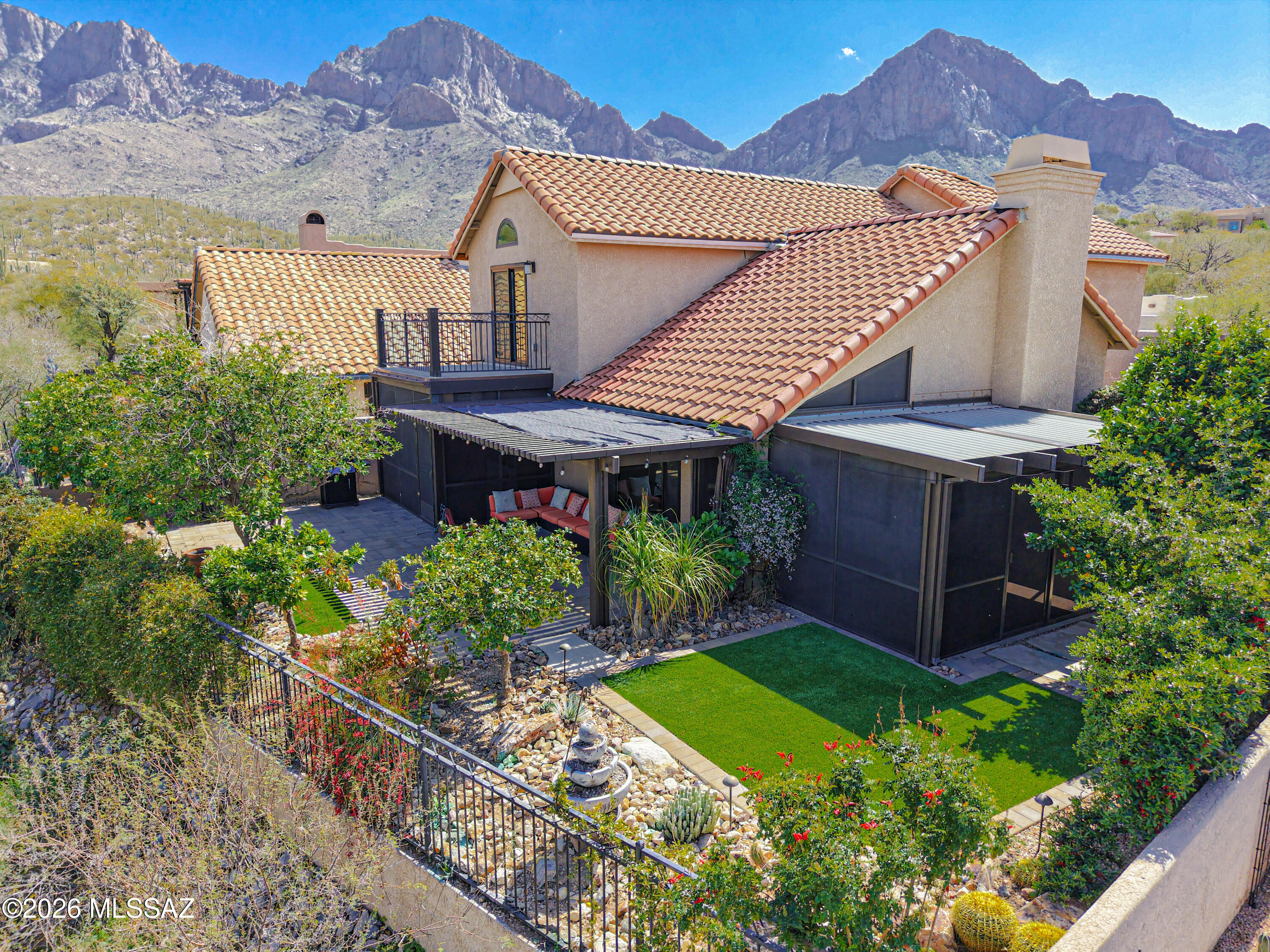 1715 E Deer Shadow Lane