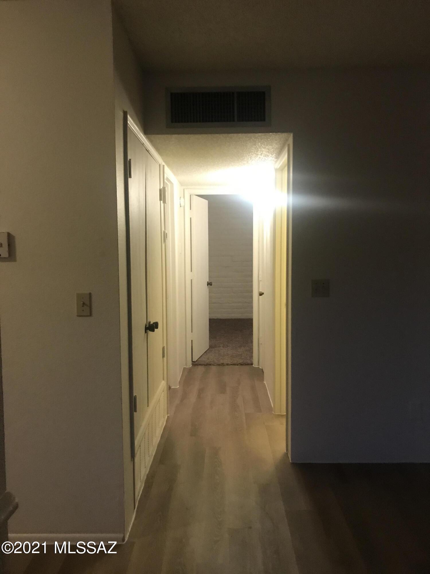 North Mountain Est. Condos - Residential Lease
