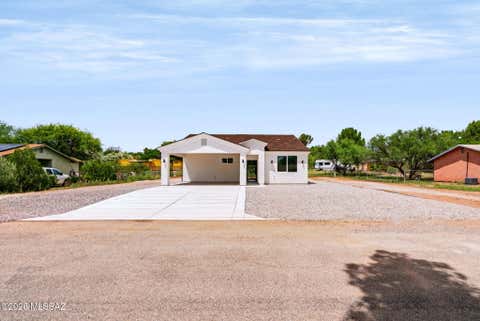 Photo of 422 Curry Street, Rio Rico, AZ 85648 (MLS # 22620526)