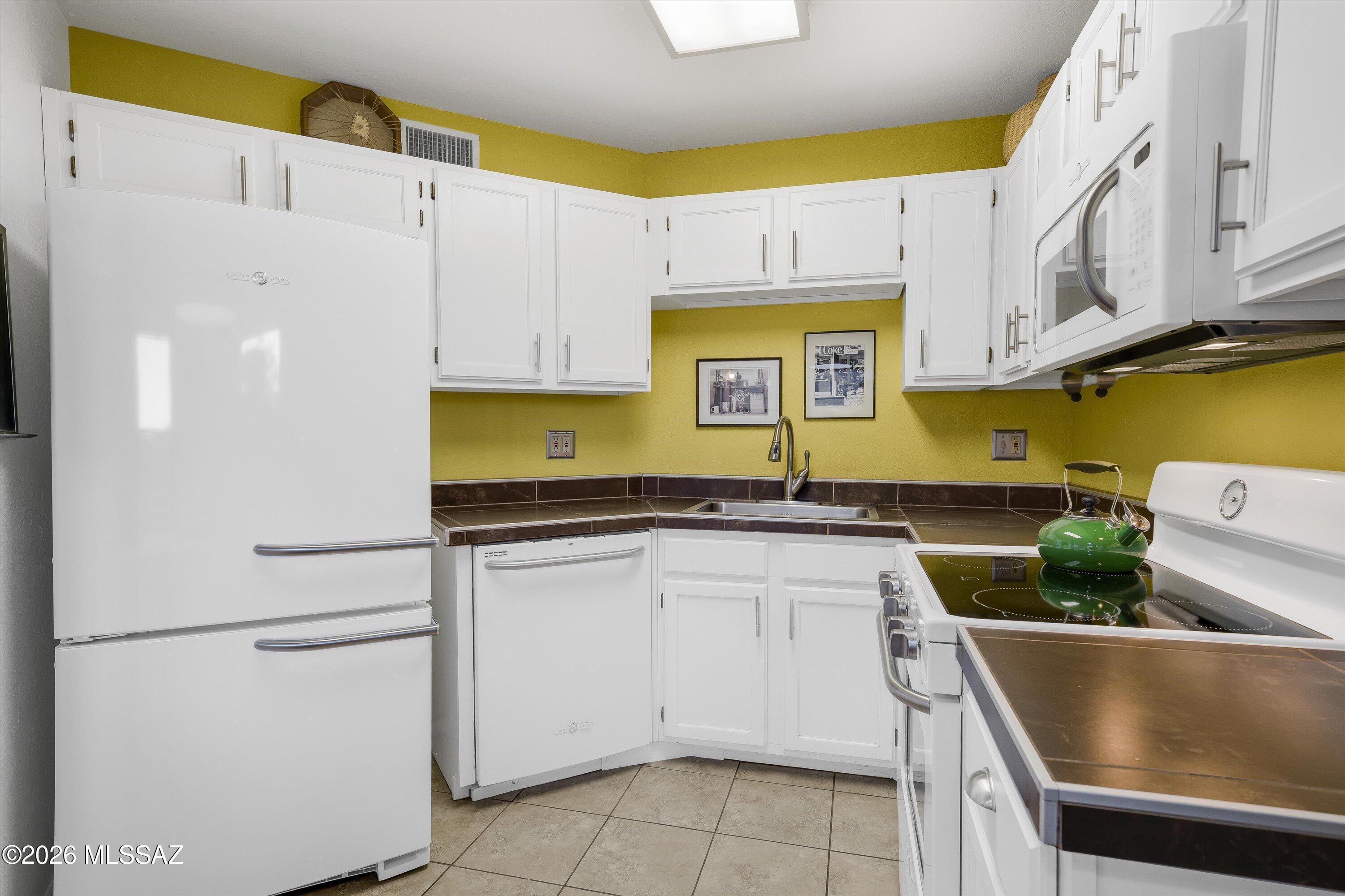 Canyon View At Ventana Condominium (1-264) - Residential