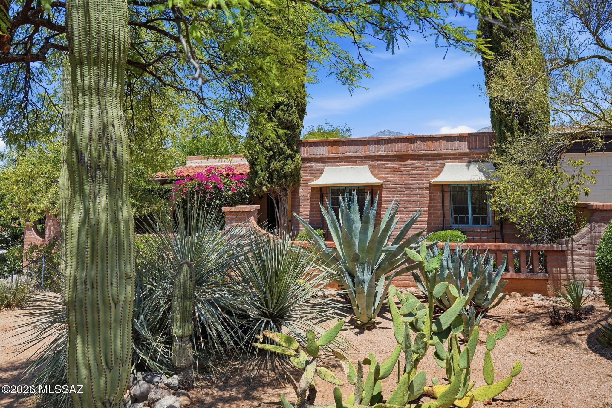 Catalina Pueblo (1-34) - Residential