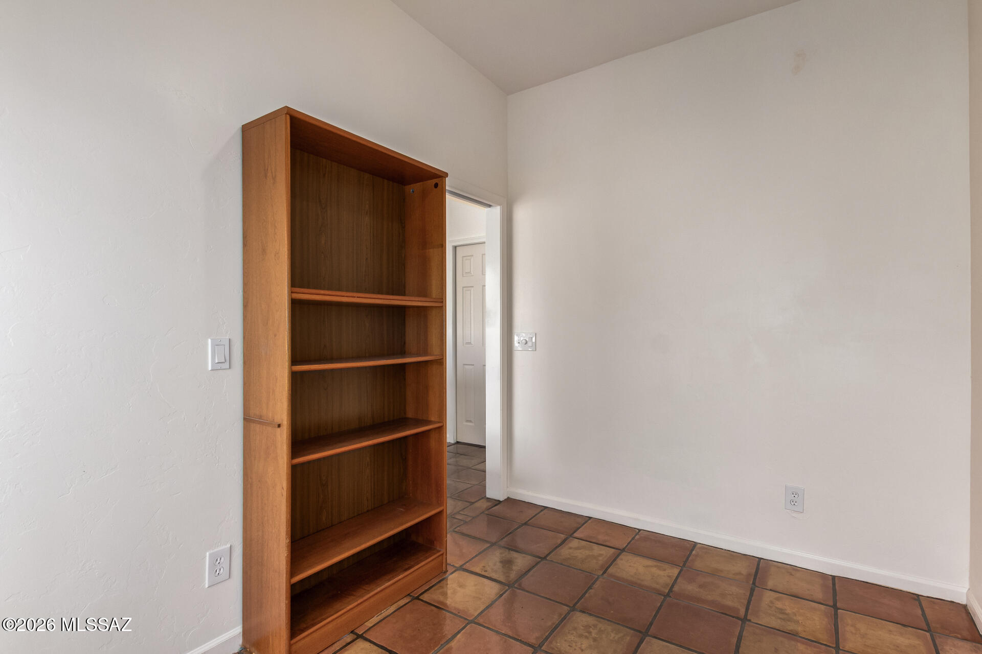 Las Alturas (1-167) - Residential