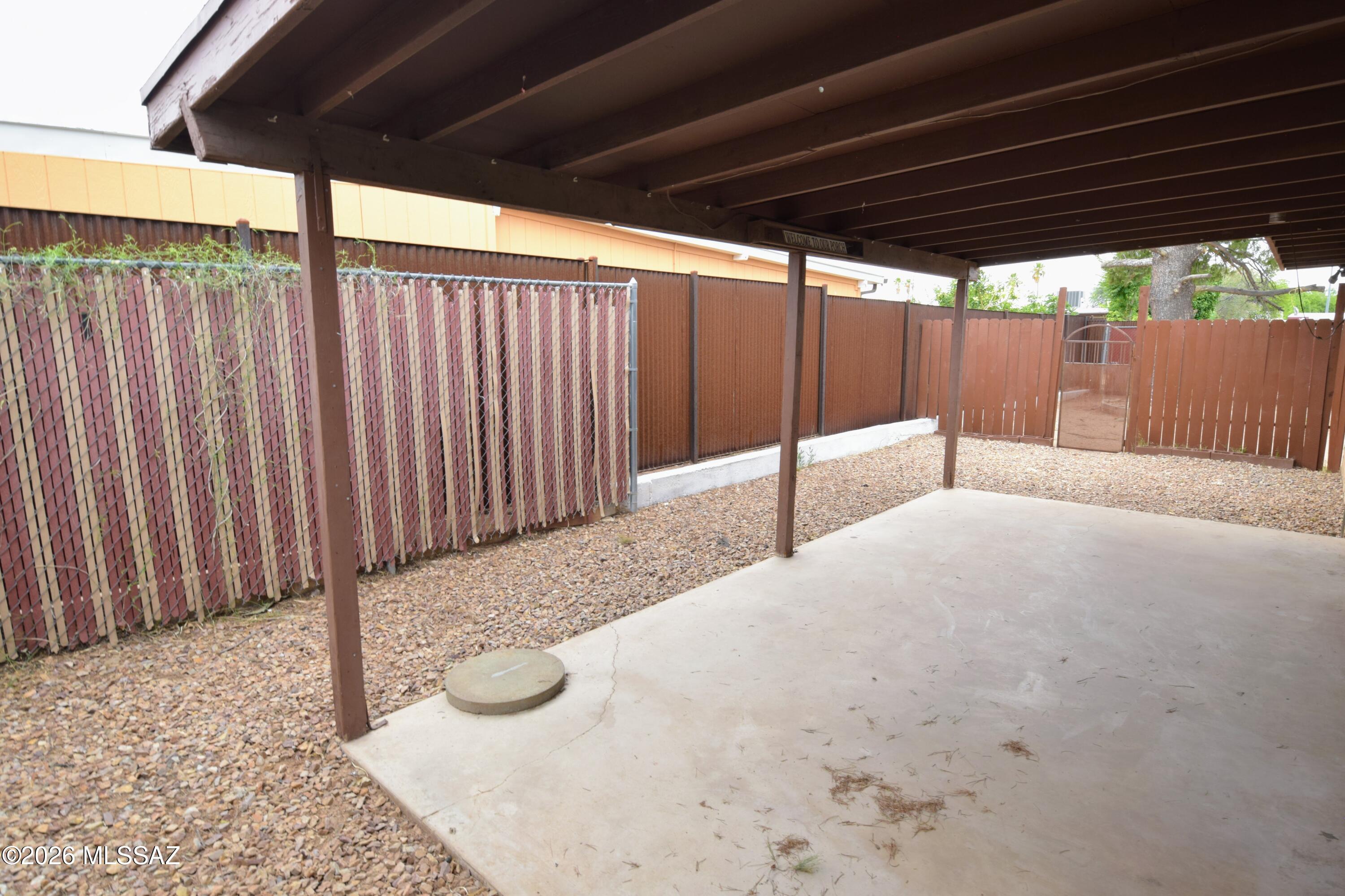 Vista Del Prado (1-274) - Residential Lease