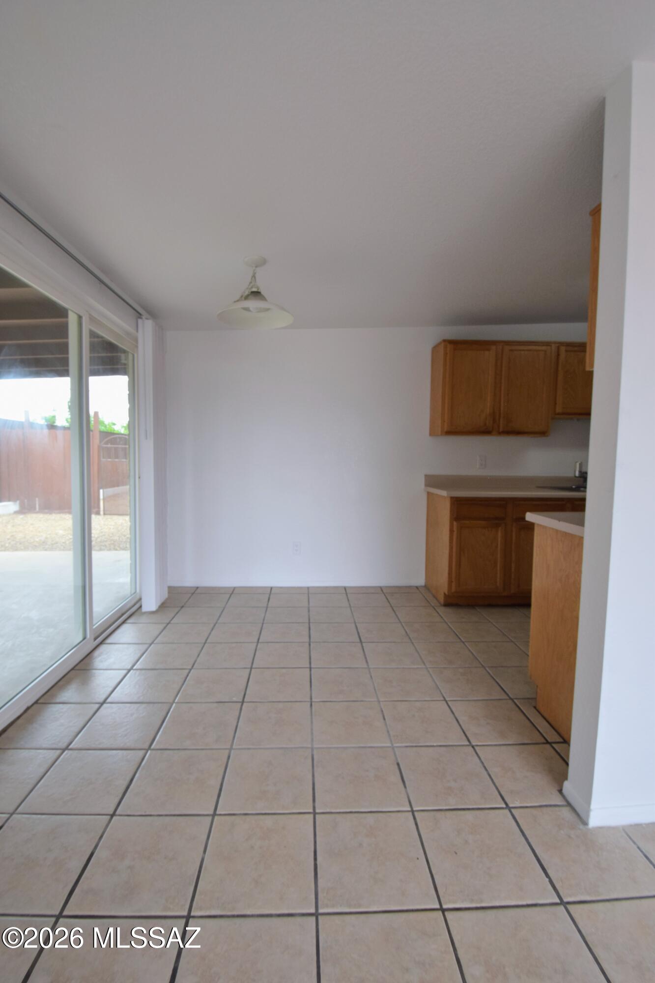 Vista Del Prado (1-274) - Residential Lease