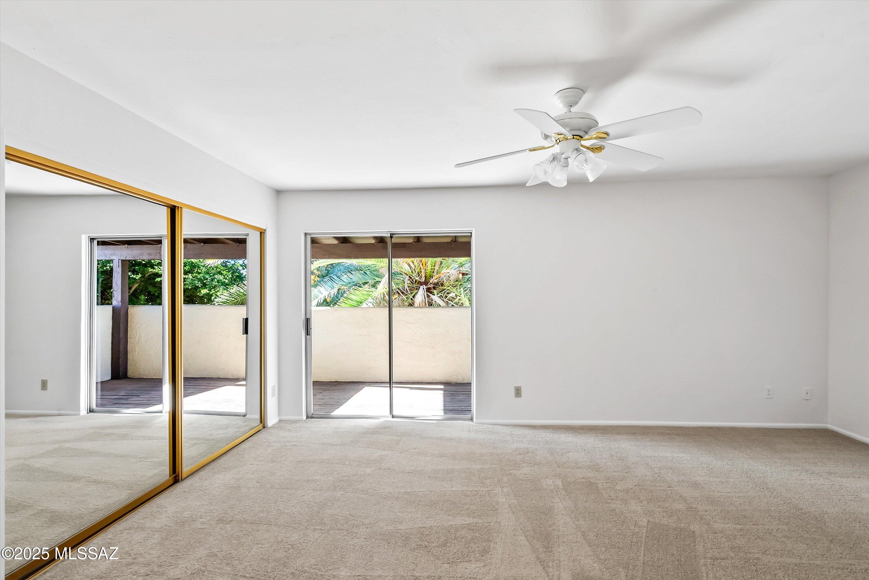 Villa Del Rio (1-148) - Residential