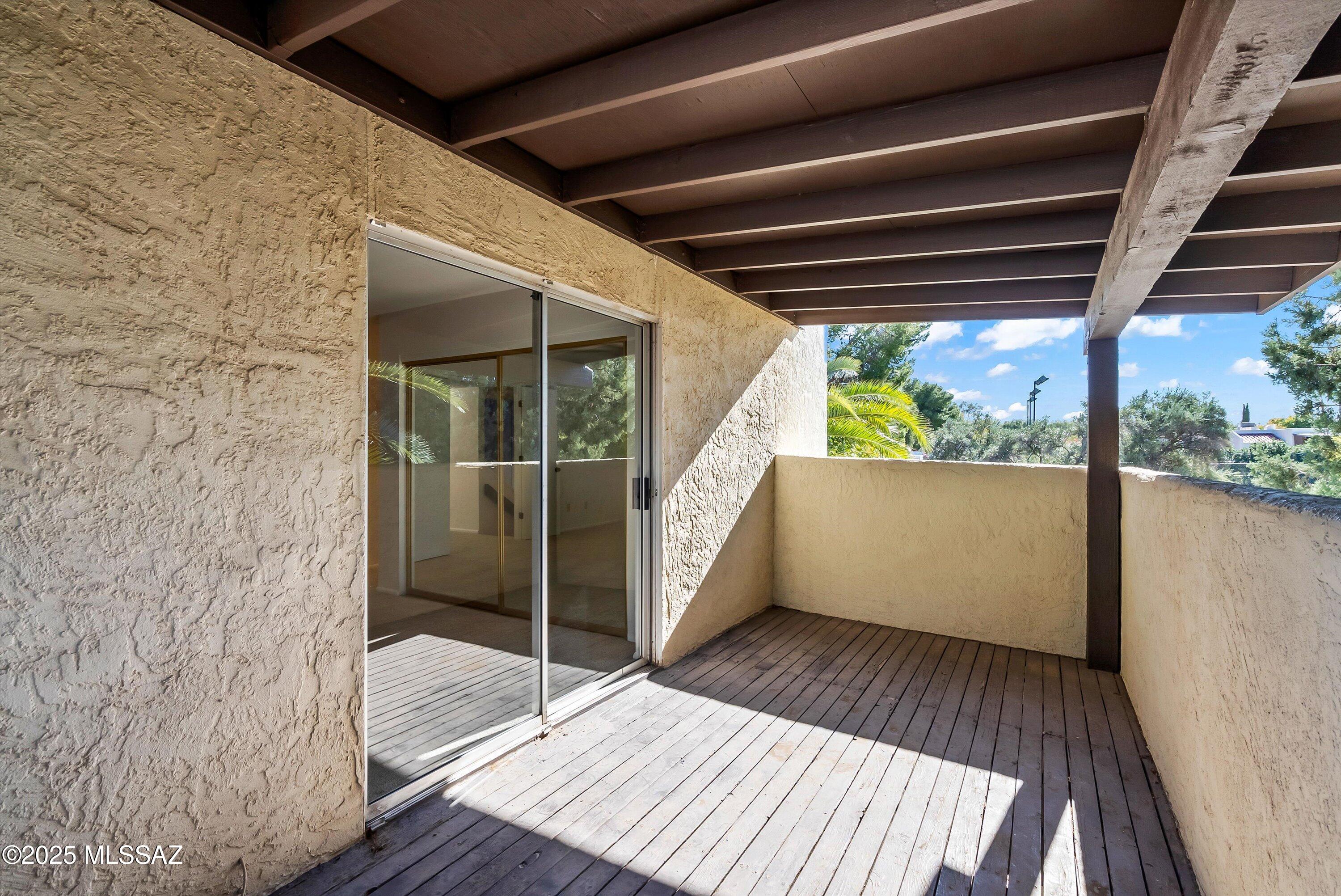 Villa Del Rio (1-148) - Residential