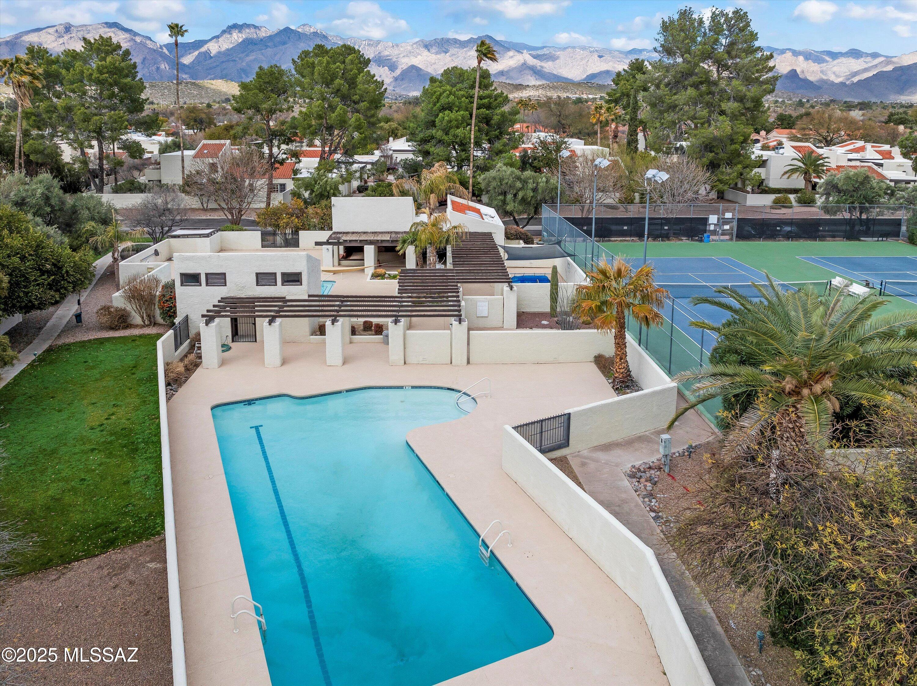 Villa Del Rio (1-148) - Residential