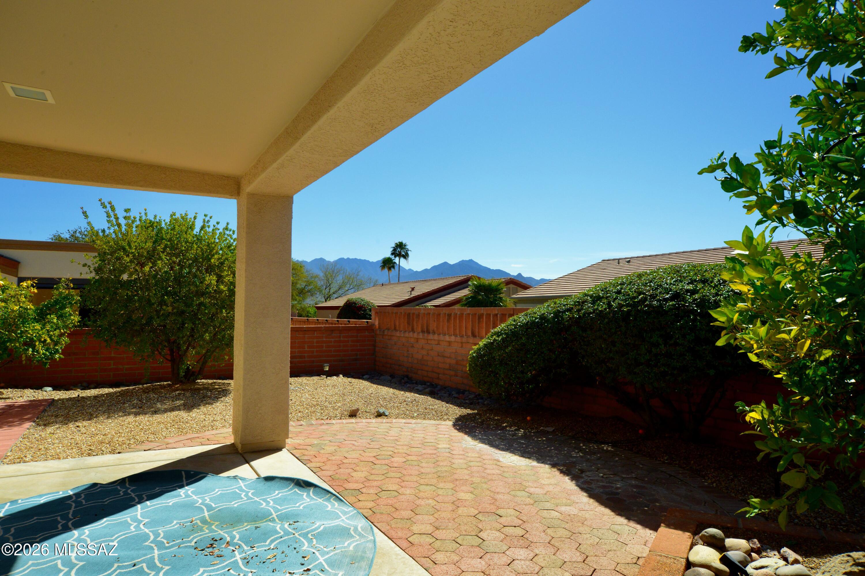 1477 W Desert Jewel Court