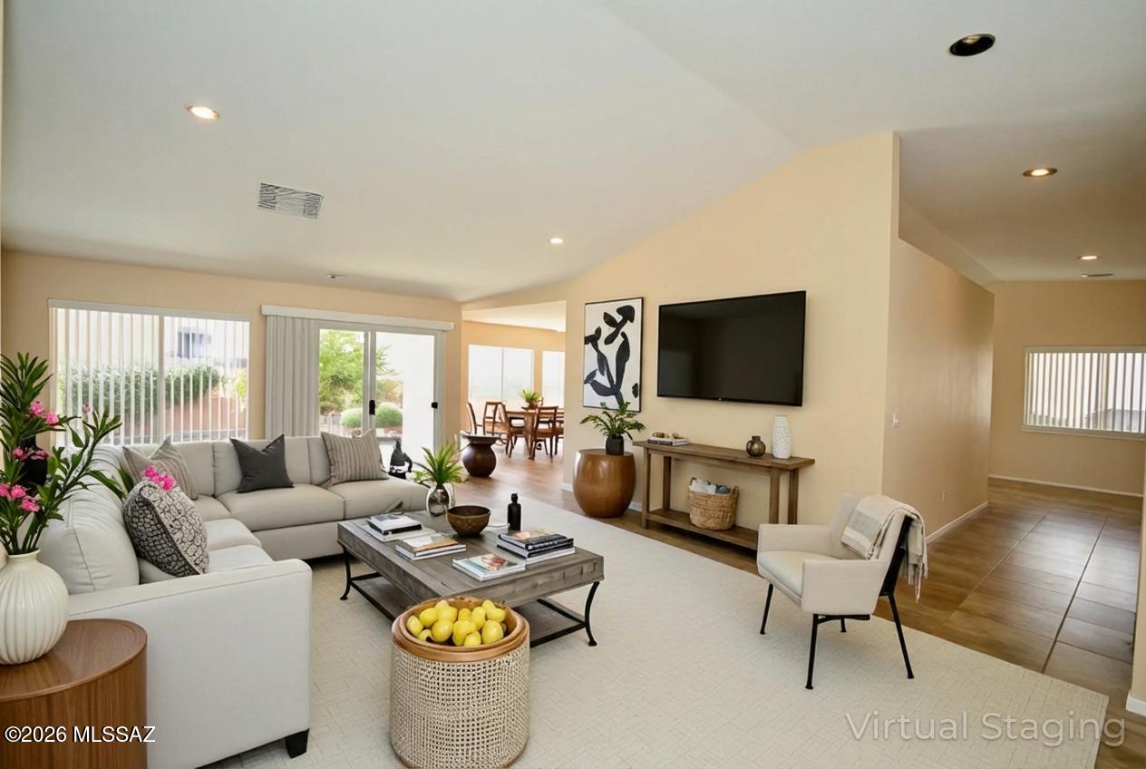 1477 W Desert Jewel Court