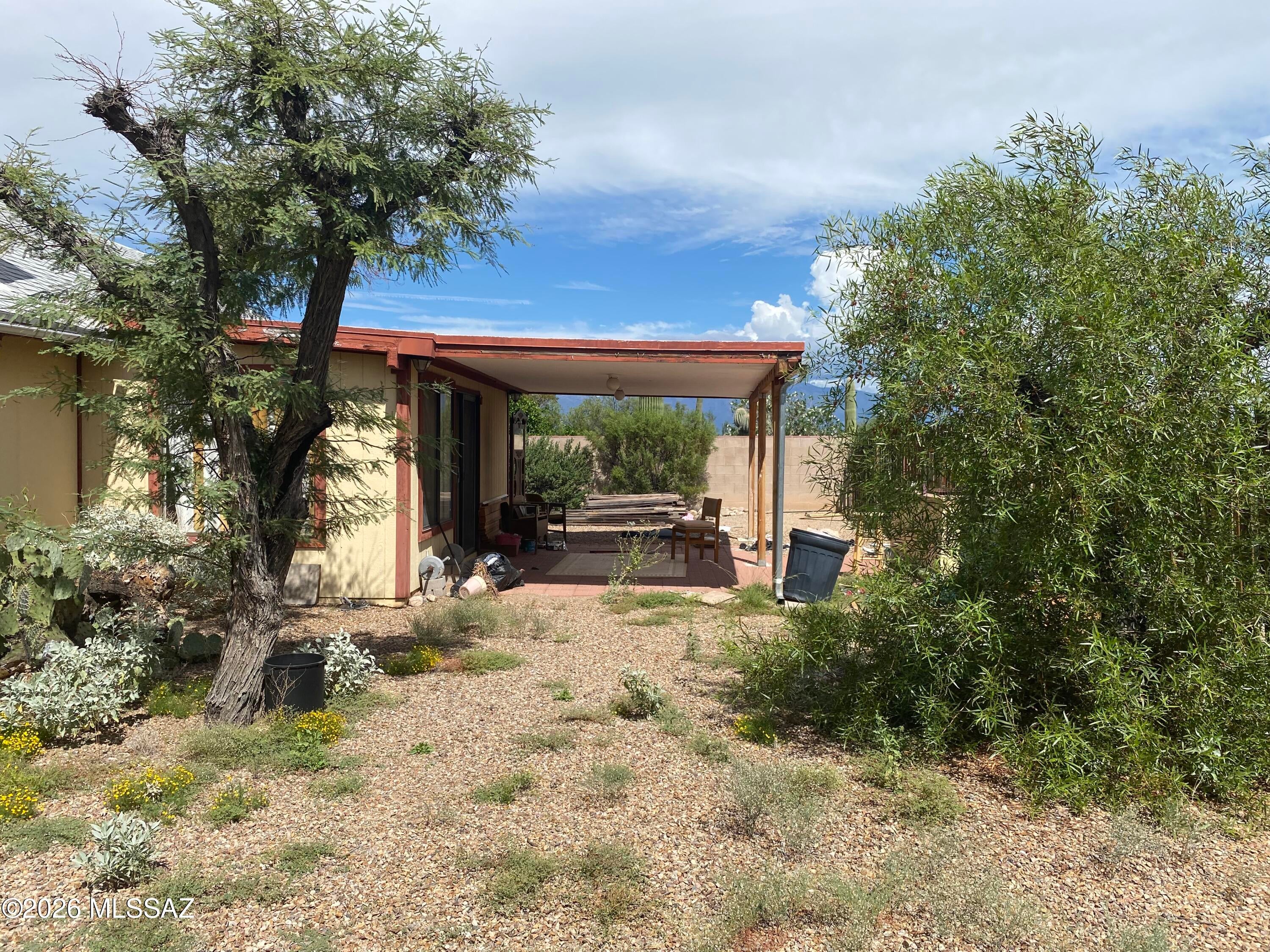 2771 W Calle De Dalias