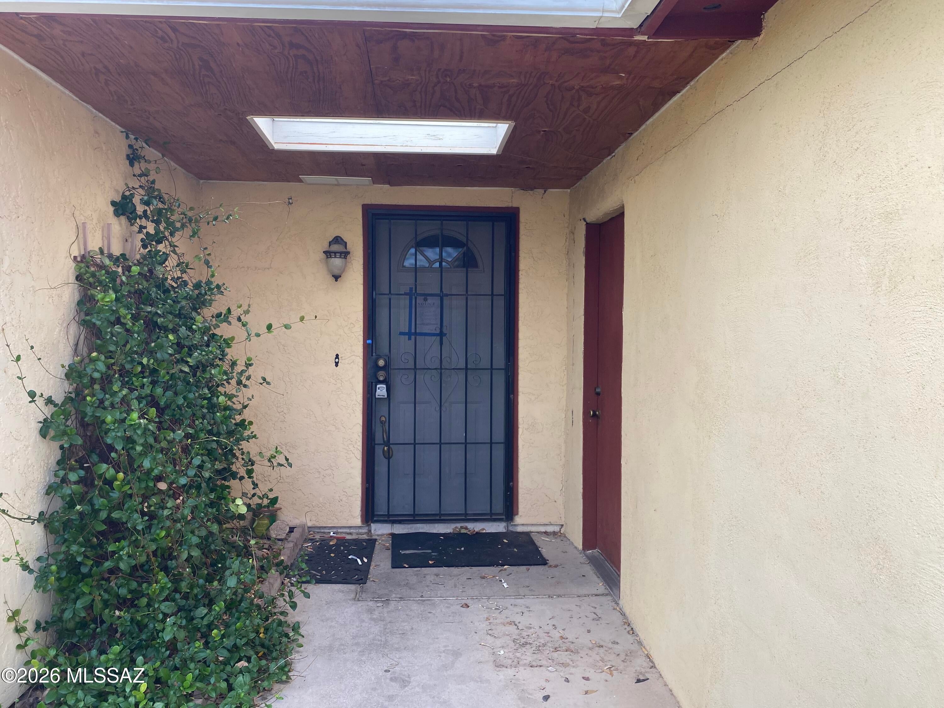 2771 W Calle De Dalias