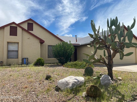Photo of 2771 W Calle De Dalias, Tucson, AZ 85745 (MLS # 22624286)