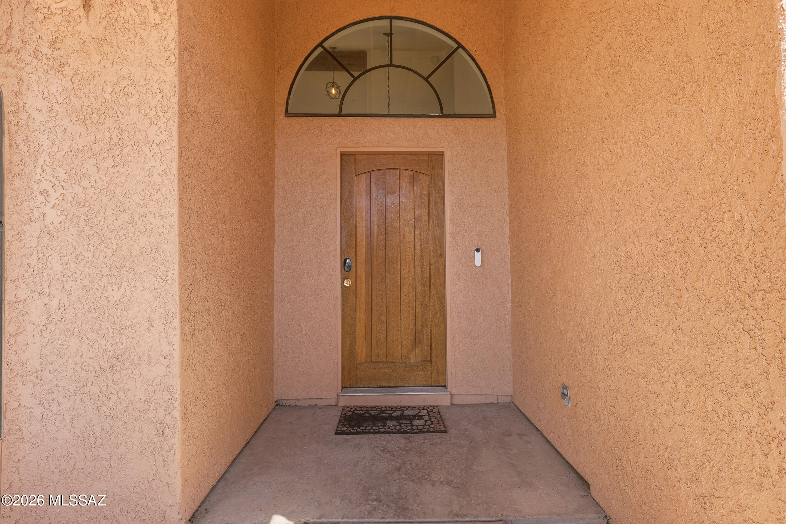 1094 W Bullion Place