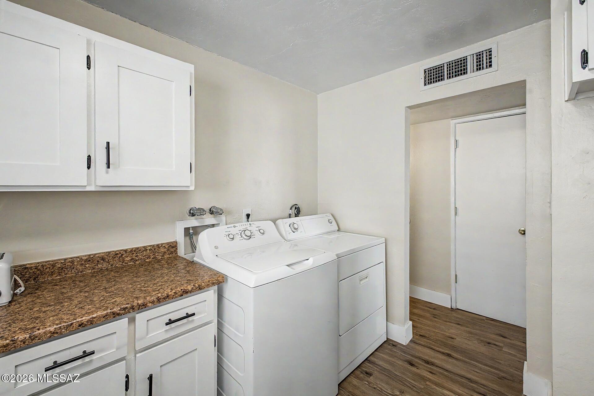 El Rio Park - Residential Income