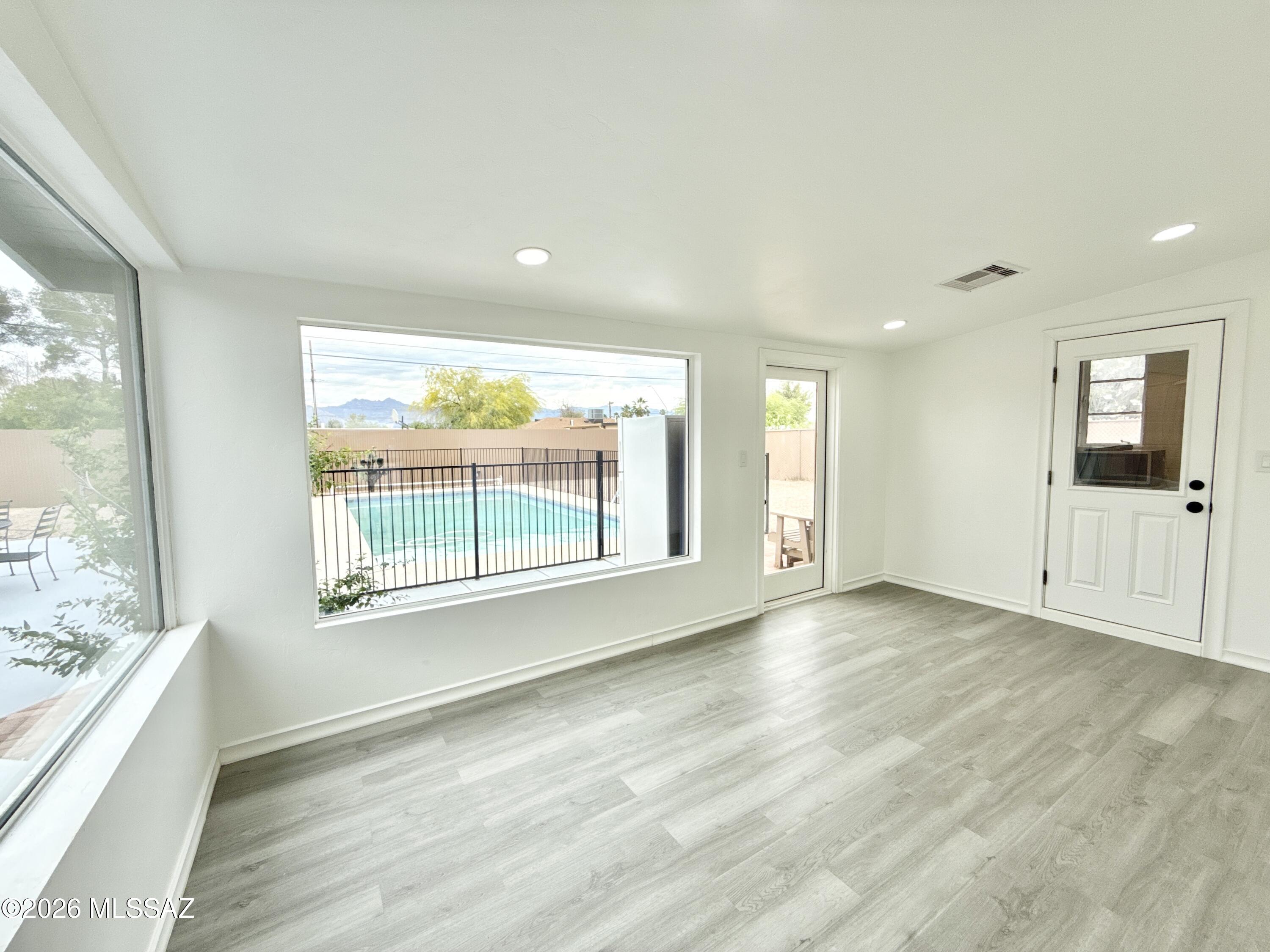 Maryvale Manor - Residential