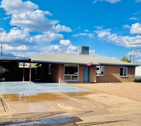 Photo of 5801 E 30th Street, Tucson, AZ 85711 (MLS # 22609486)
