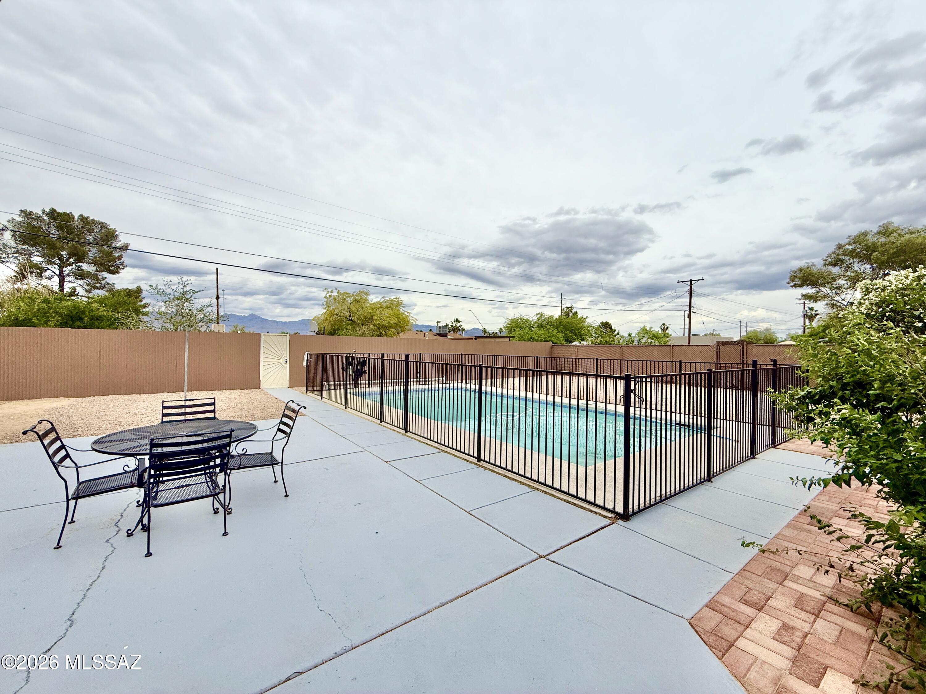Maryvale Manor - Residential