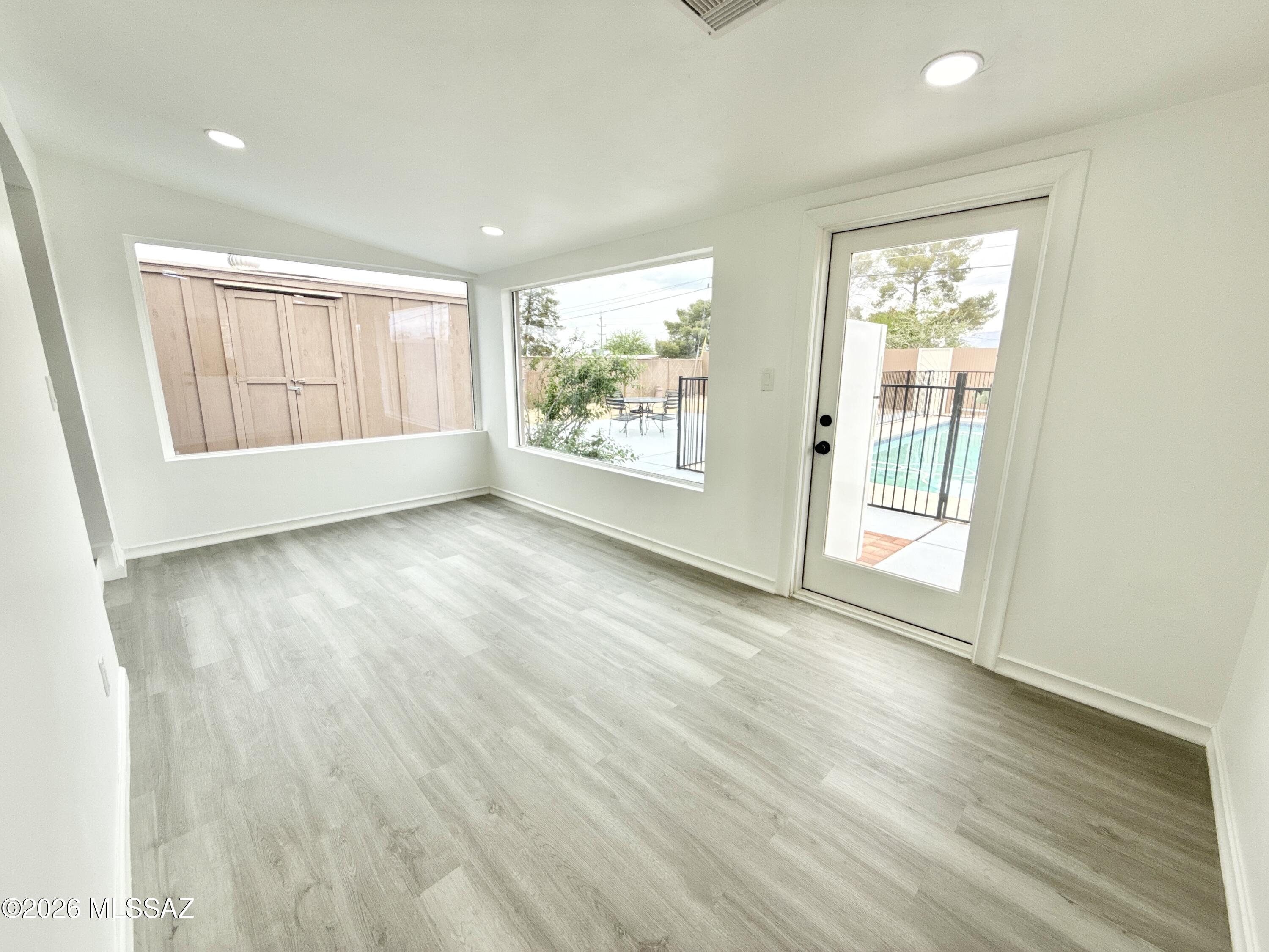 Maryvale Manor - Residential