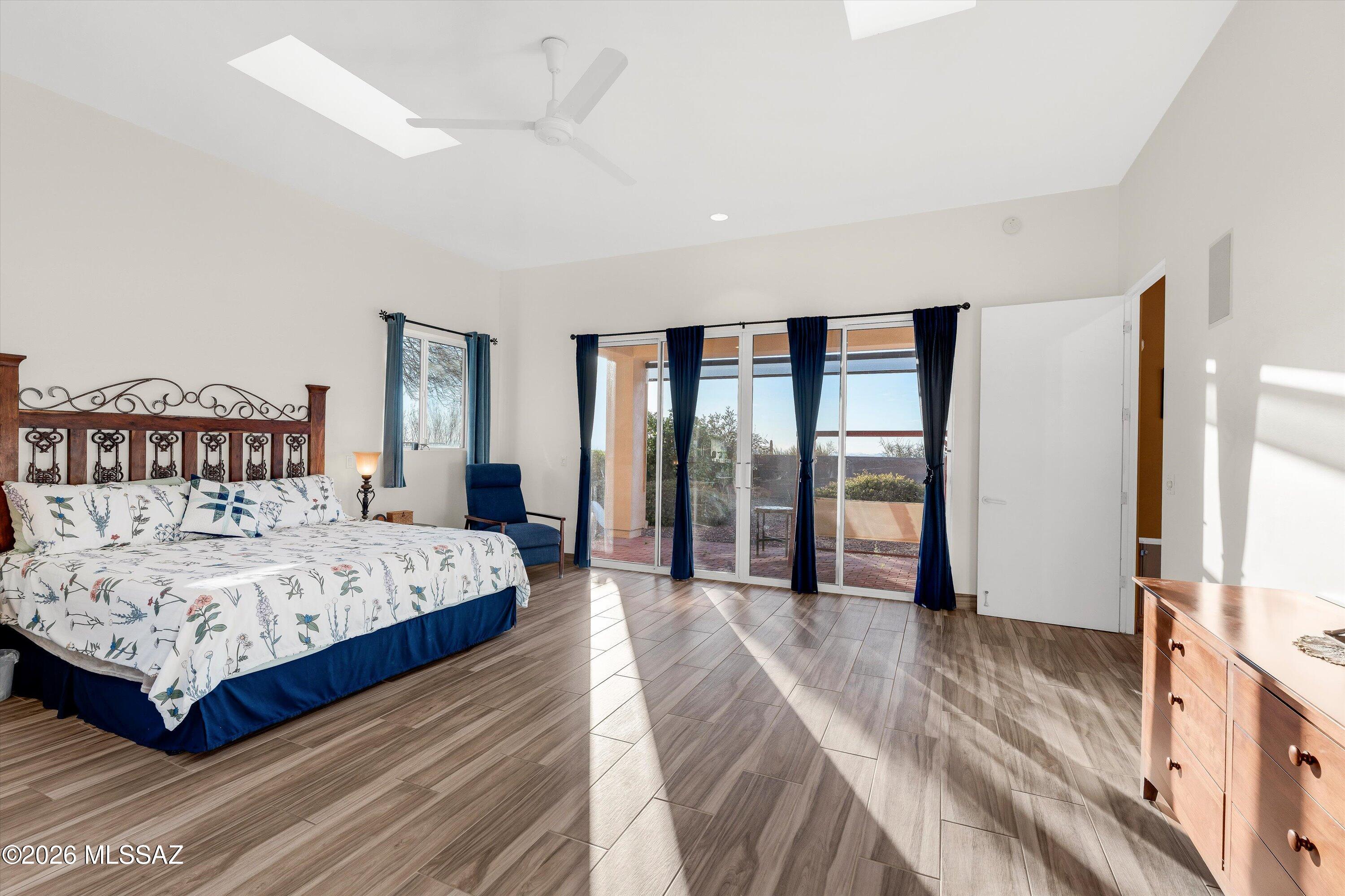 Coyote Creek (1-395) - Residential